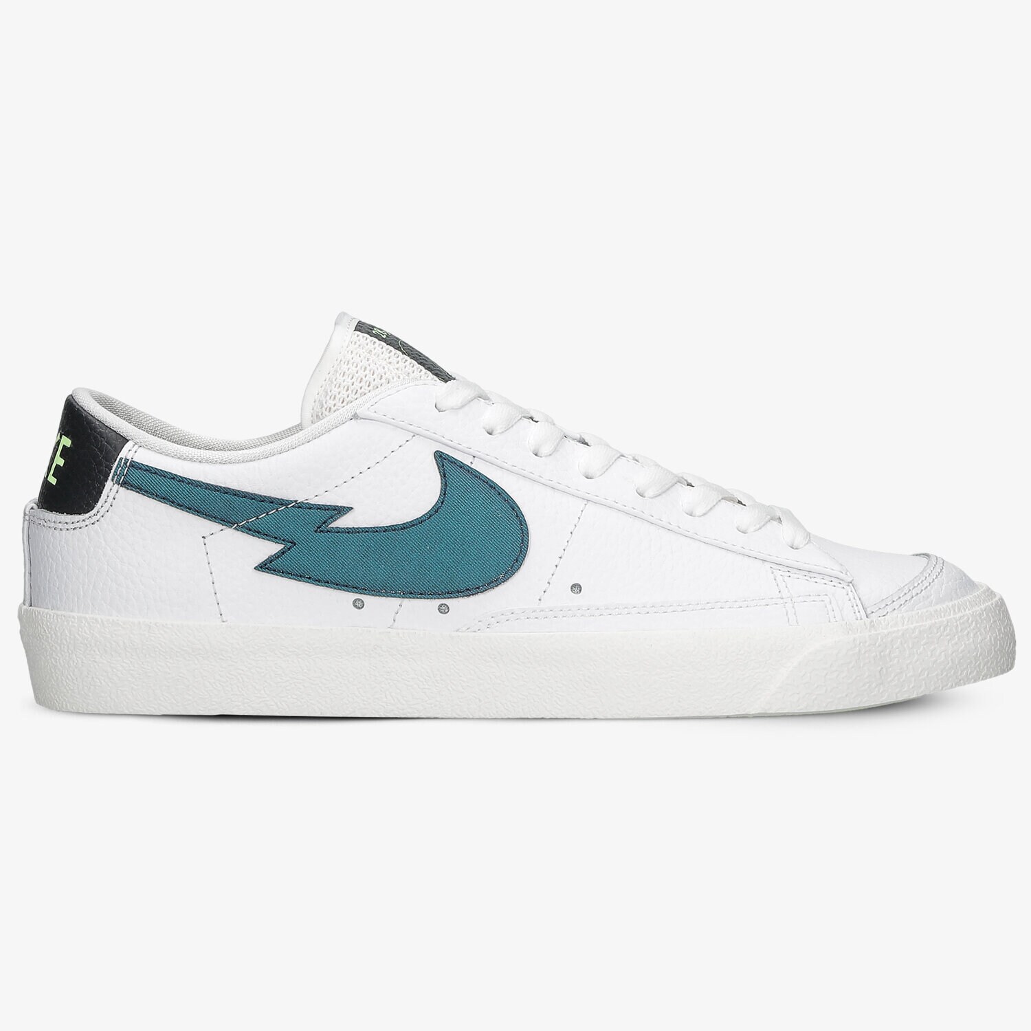 Barbați pantofi sport NIKE BLAZER LOW '77 DJ6895-100 Alb