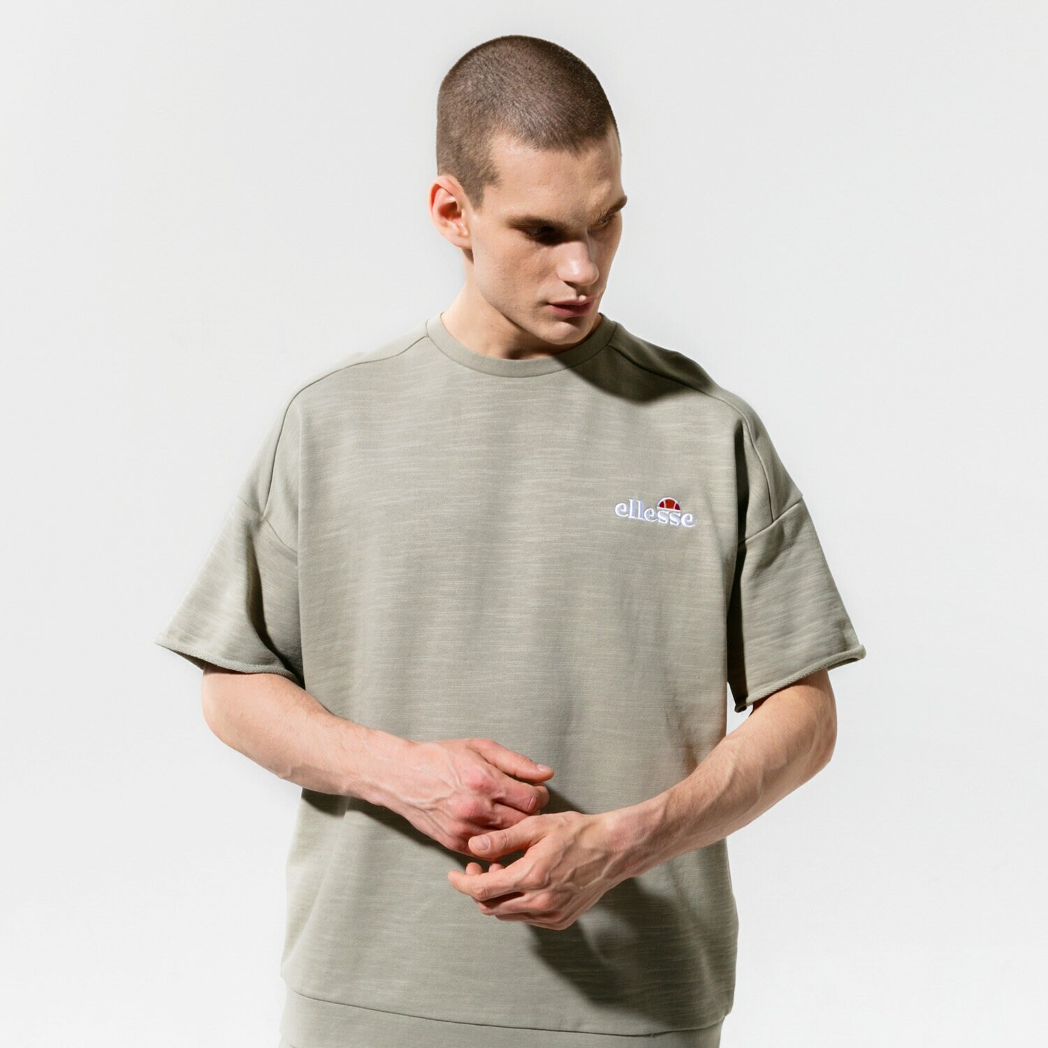 Bărbați bluză ELLESSE BLUZĂ SMETTILA SWEATSHIRT KHA SHJ11946506 Kaki