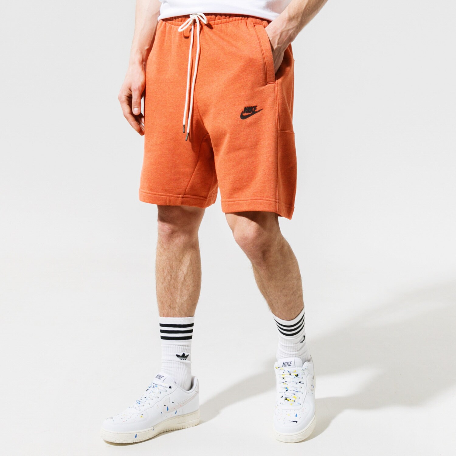 Femei pantaloni scurți NIKE PANTALONI SCURȚI SPORTSWEAR DA0688-812 Portocaliu