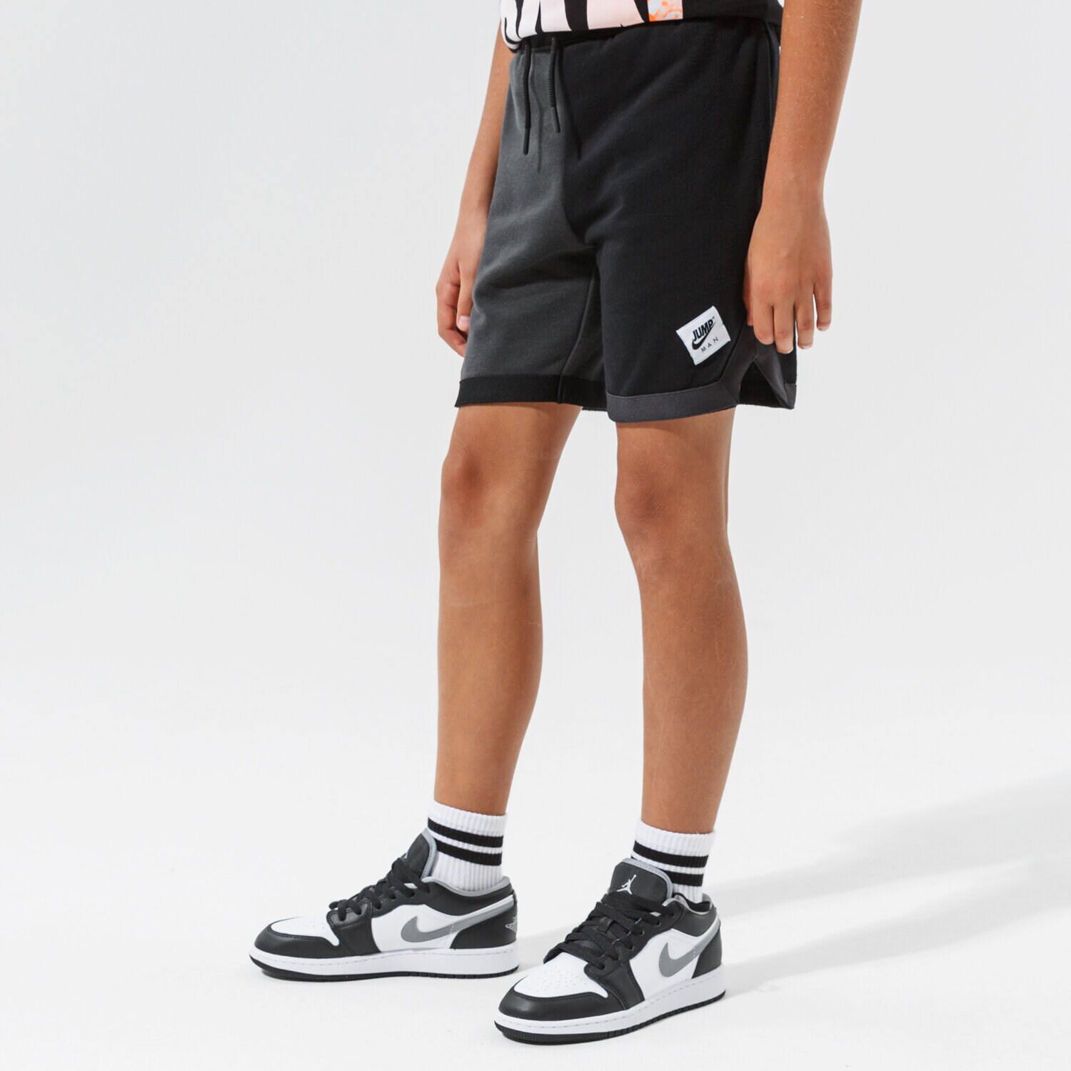 Pantaloni scurți și rochii pentru copii JORDAN PANTALONI SCURȚI JUMPMAN FT SHORT BOY 95A551-023 Negru