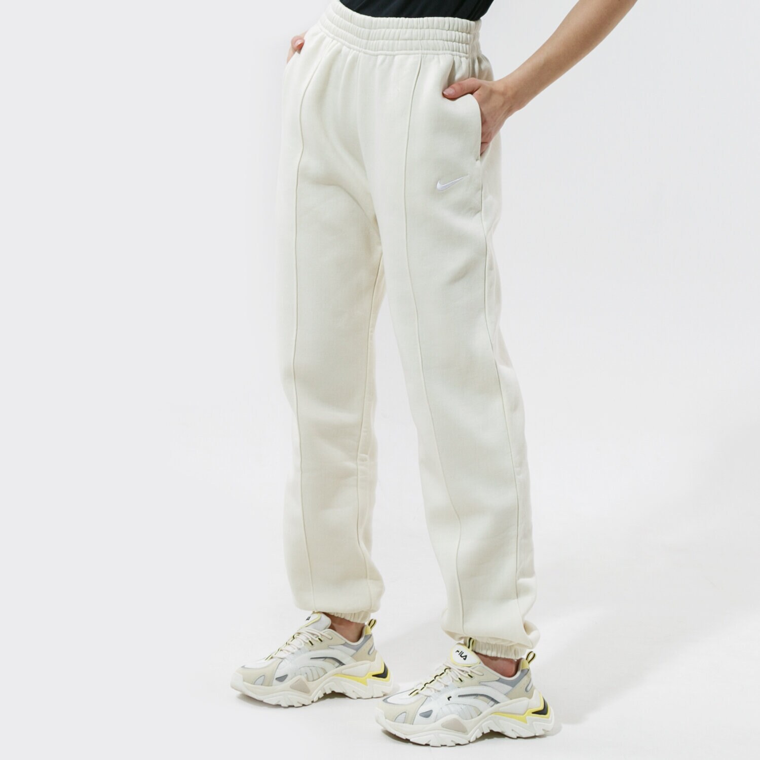 Femei pantaloni NIKE PANTALONI SPORTSWEAR ESSENTIAL BV4089-113 Bej
