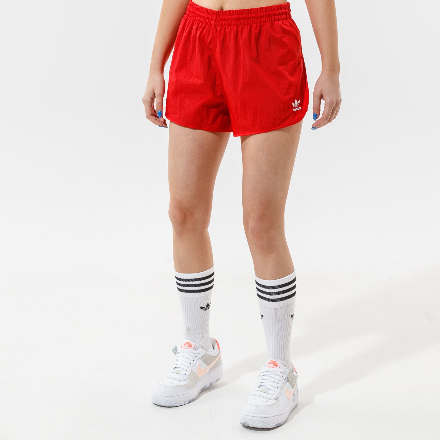 Femei pantaloni scurți ADIDAS PANTALONI SCURȚI 3STR SHORTS GN2886 Roșu