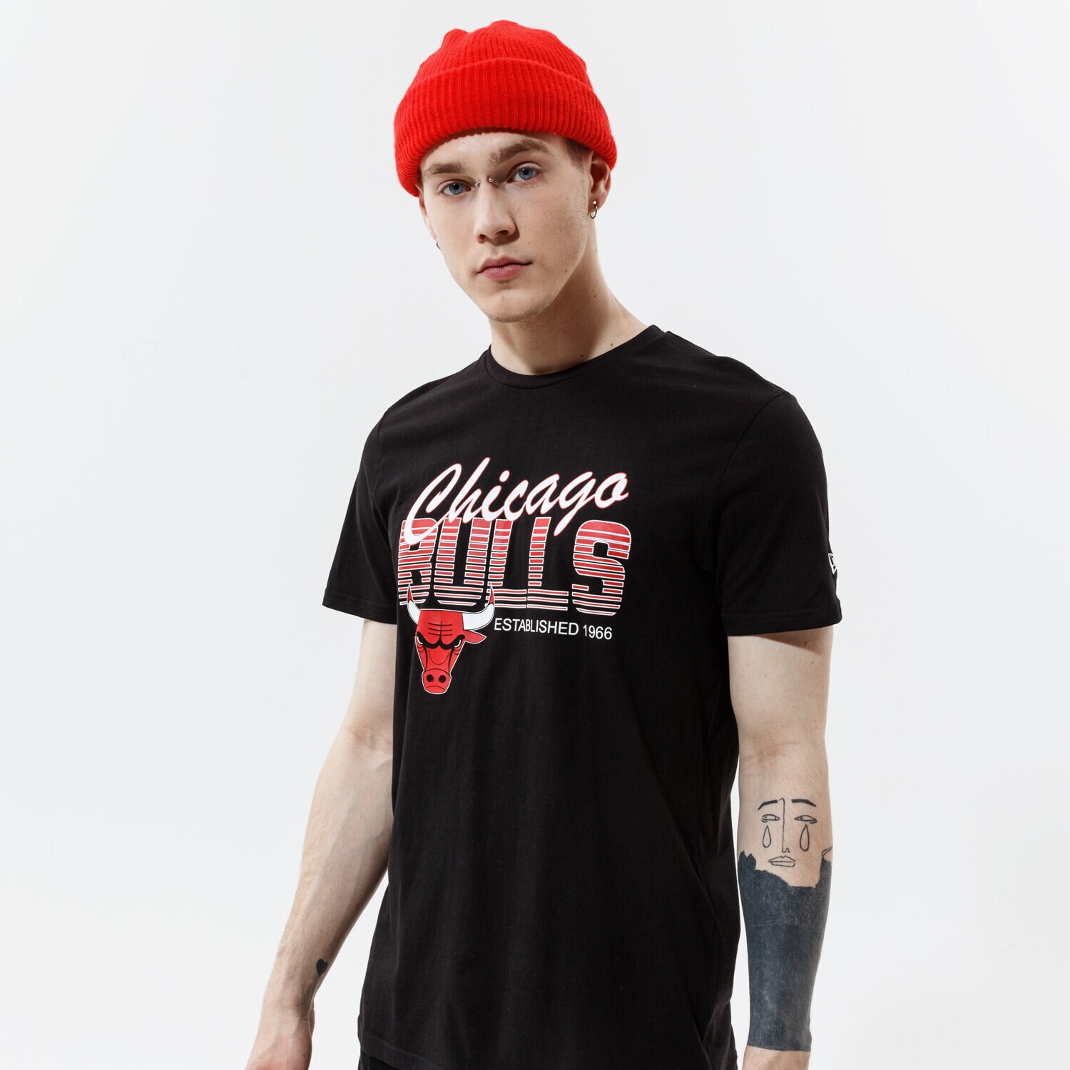 Bărbați tricou NEW ERA TRICOU NBA GRAPHIC TEE CHI BUL BLK 12593826 Negru