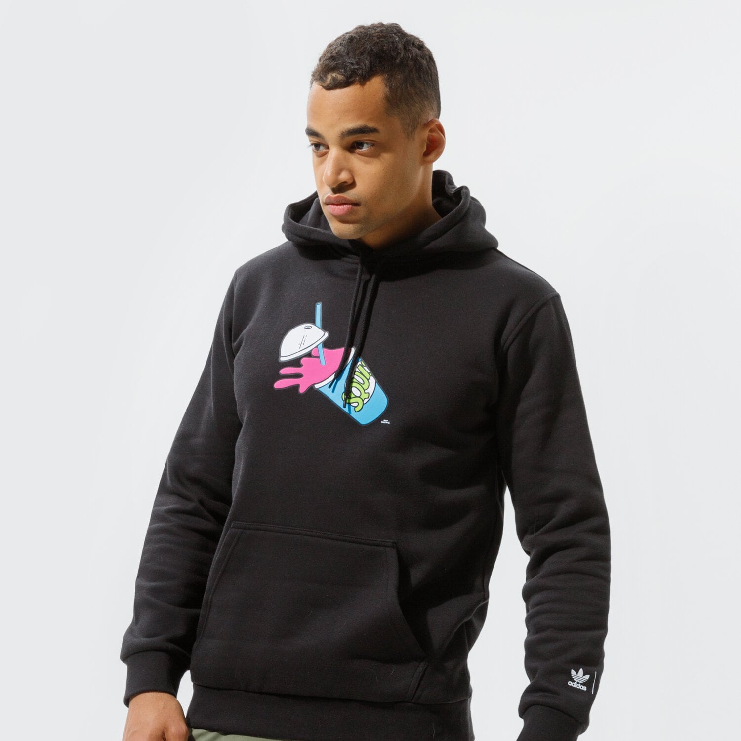Bărbați bluză ADIDAS BLUZĂ CU GLUGĂ SIMPSONS SQUISHEE HOODIE HA5813 Negru