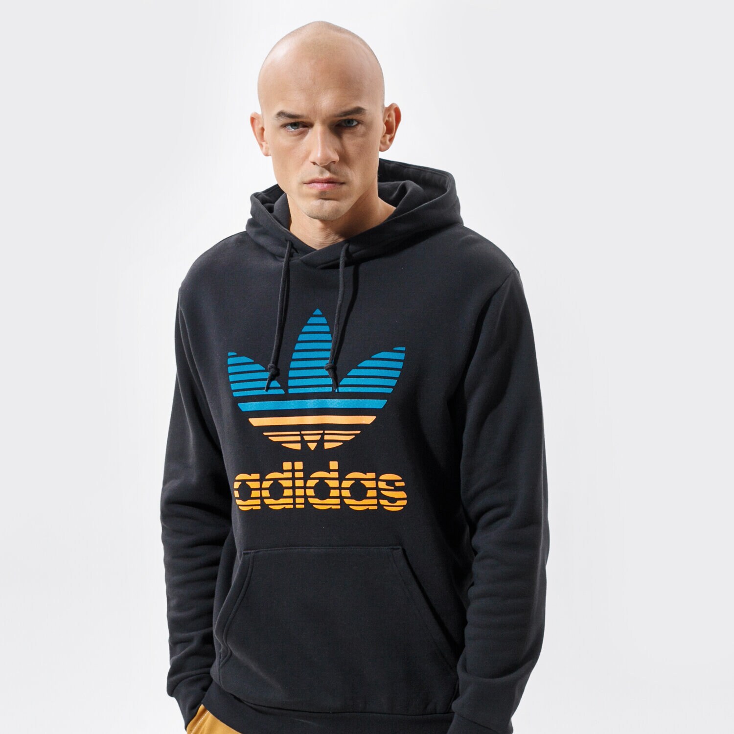 Bărbați bluză ADIDAS BLUZĂ CU GLUGĂ TREF OMBRE HD GP0158 Negru