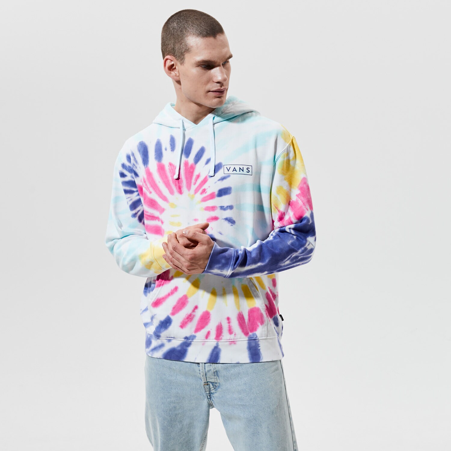 Bărbați bluză VANS BLUZĂ CU GLUGĂ MN NEW AGE PO RAINBOW (SPECTRUM)TIE DYE VN0A54AIZ4R1 Mulicolor