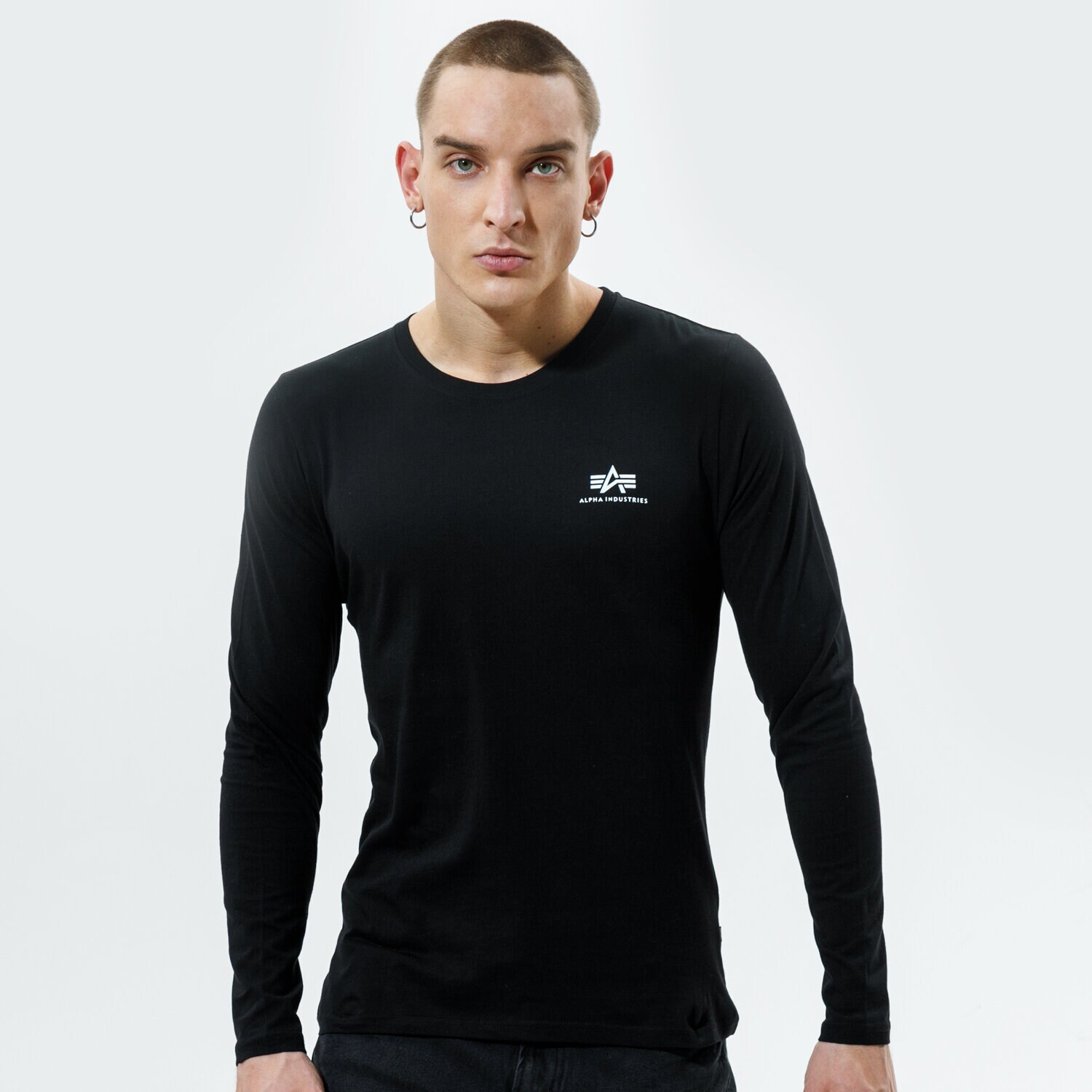 Bărbați tricou ALPHA INDUSTRIES TRICOU BASIC LS SMALL LOGO 198517-03 Negru