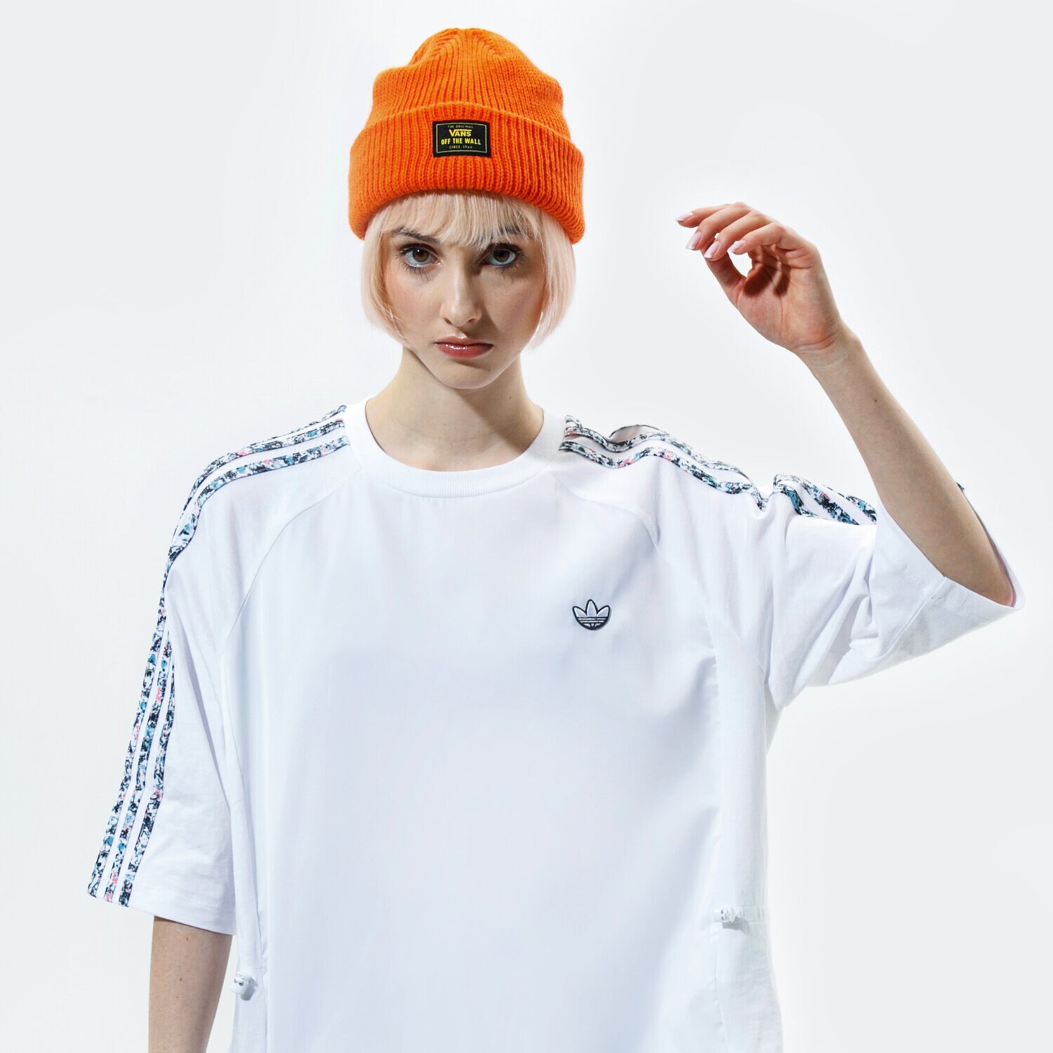 Femei tricou ADIDAS TRICOU BOXY TRICOU GN3119 Alb