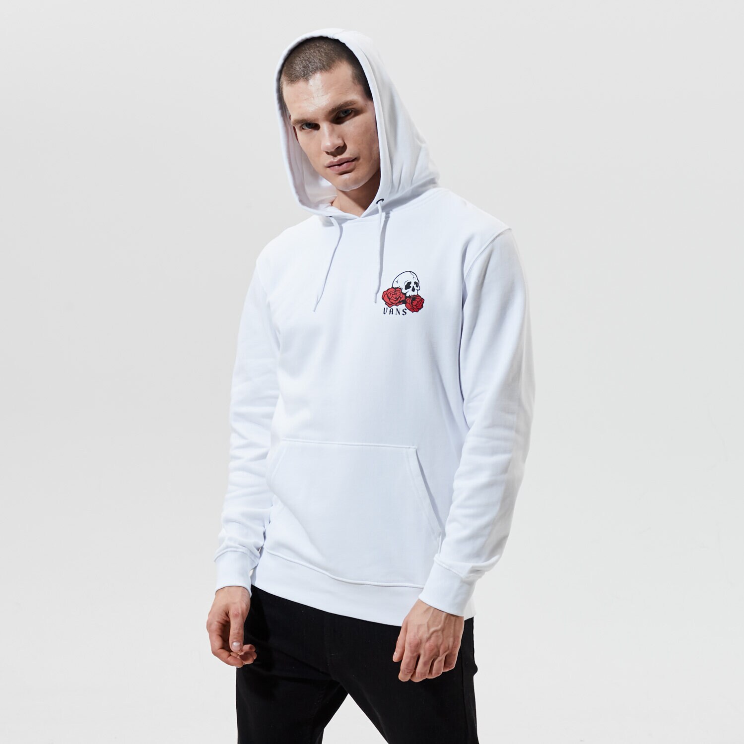 Bărbați bluză VANS BLUZĂ CU GLUGĂ MN ROSE BED PO WHITE VN0A54AKWHT1 Alb