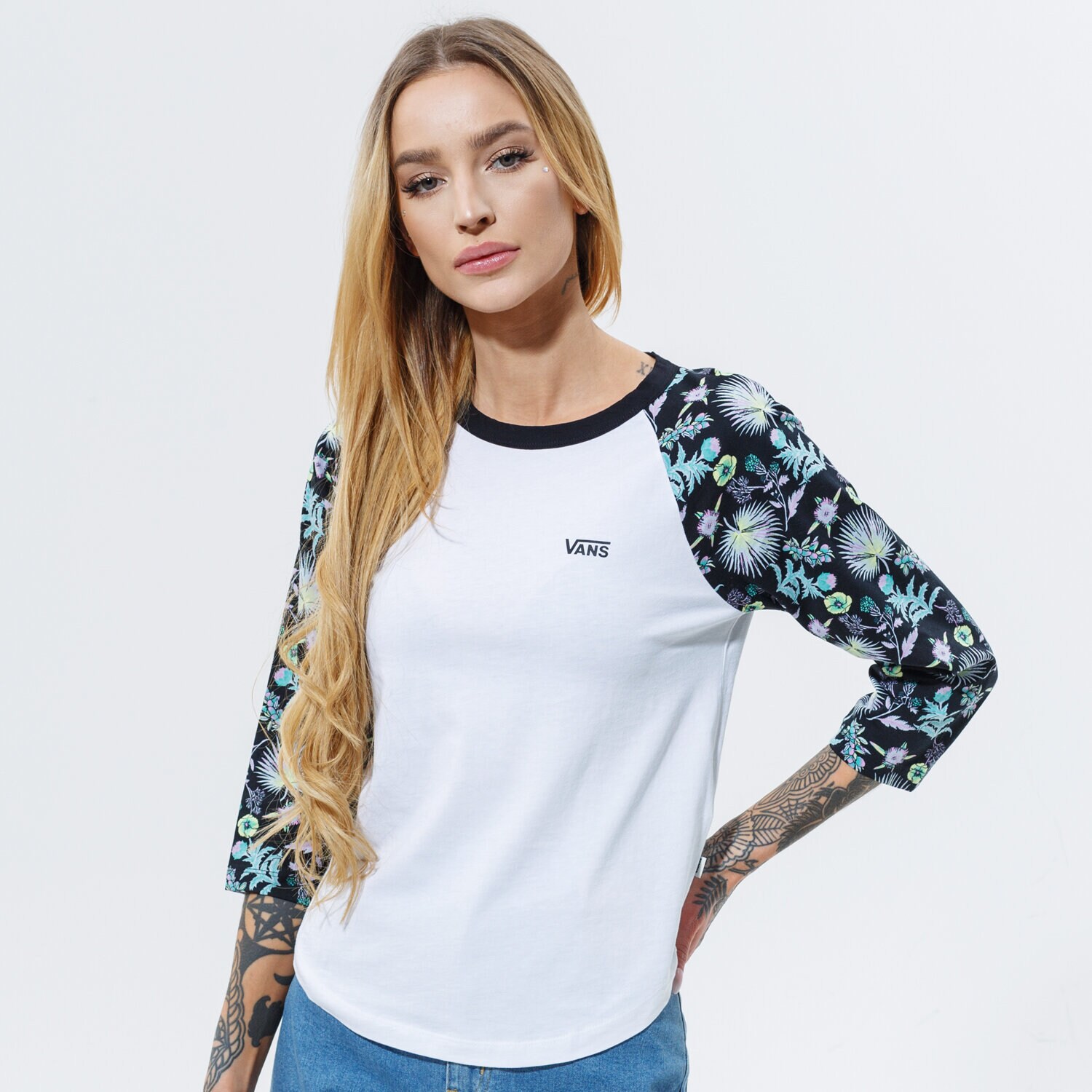 Femei tricou VANS TRICOU WM CALIFAS WHITE/CALIFAS BLACK VN0A53PZZFK1 Alb