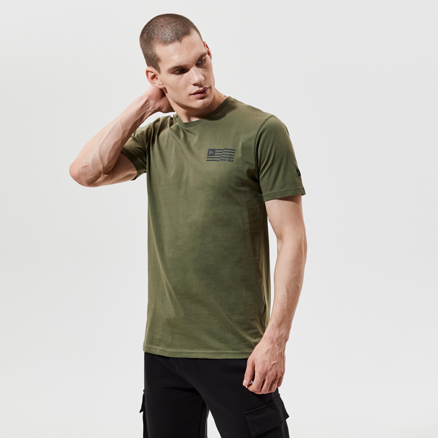 Bărbați tricou NEW ERA TRICOU OUTDOOR UTILITY GRAPHIC TEE NEW ERA NOV 12590874 Kaki