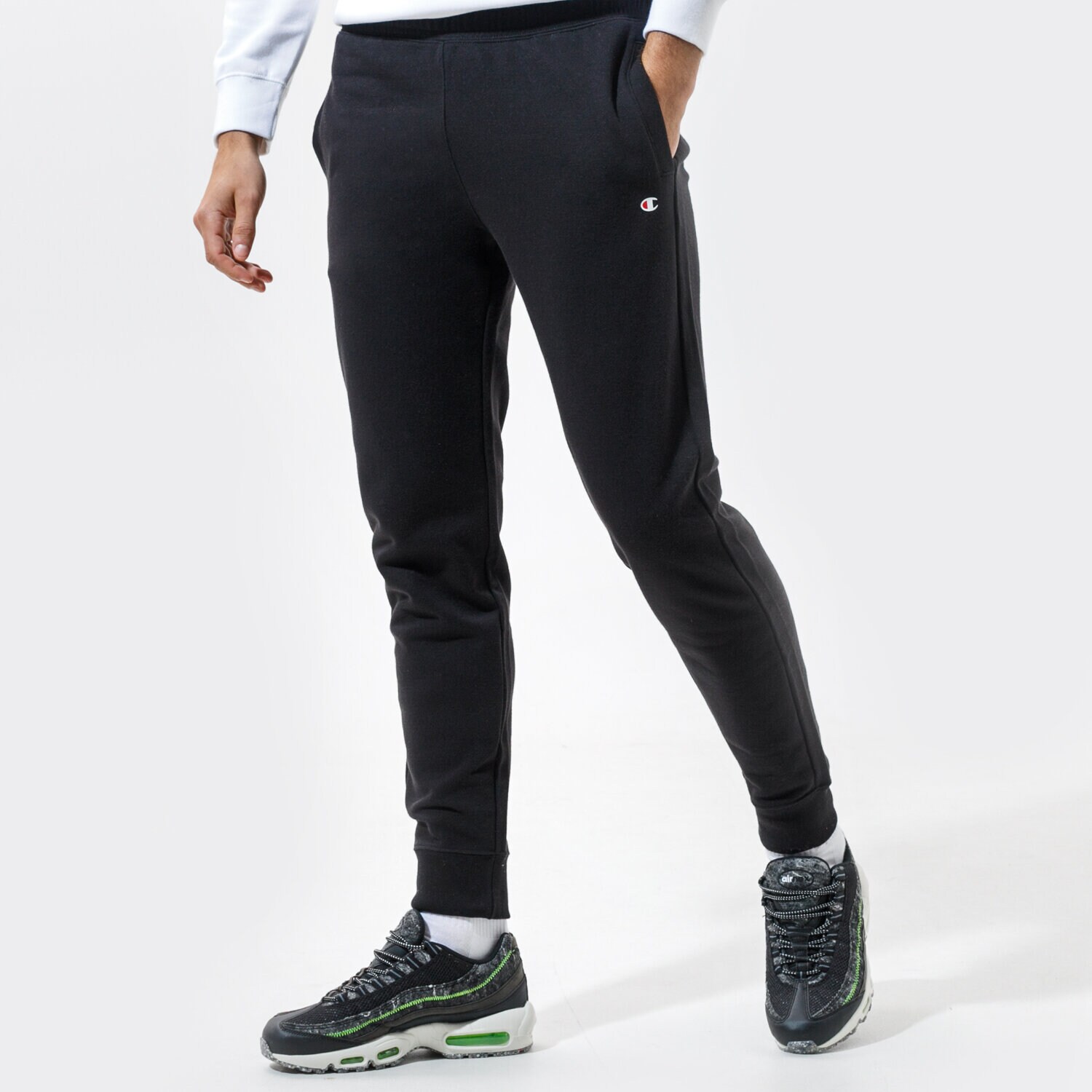 Bărbați pantaloni CHAMPION PANTALONI RIB CUFF PANTS 216013KK001 Negru