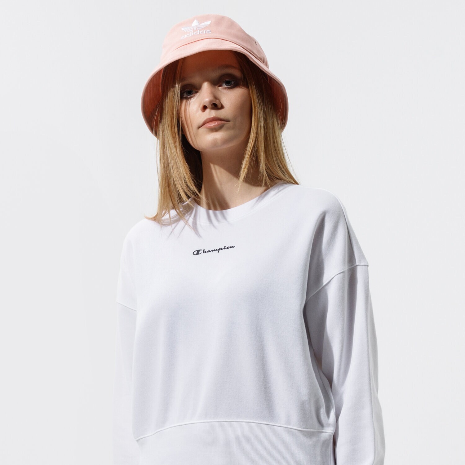 Femei bluză CHAMPION BLUZĂ CREWNECK SWEATSHIRT 112588WW001 Alb