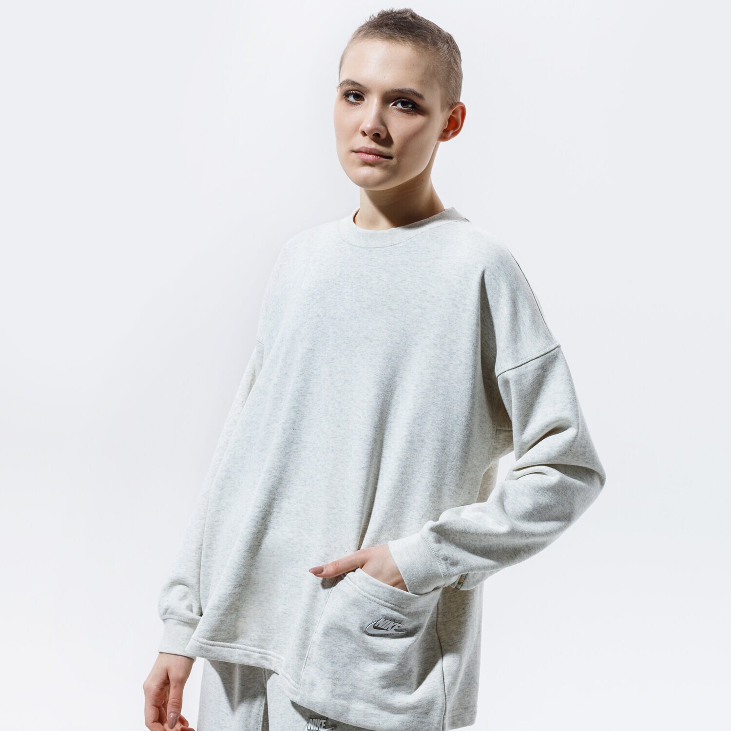 Femei bluză NIKE BLUZĂ SPORTSWEAR CZ9243-141 Alb