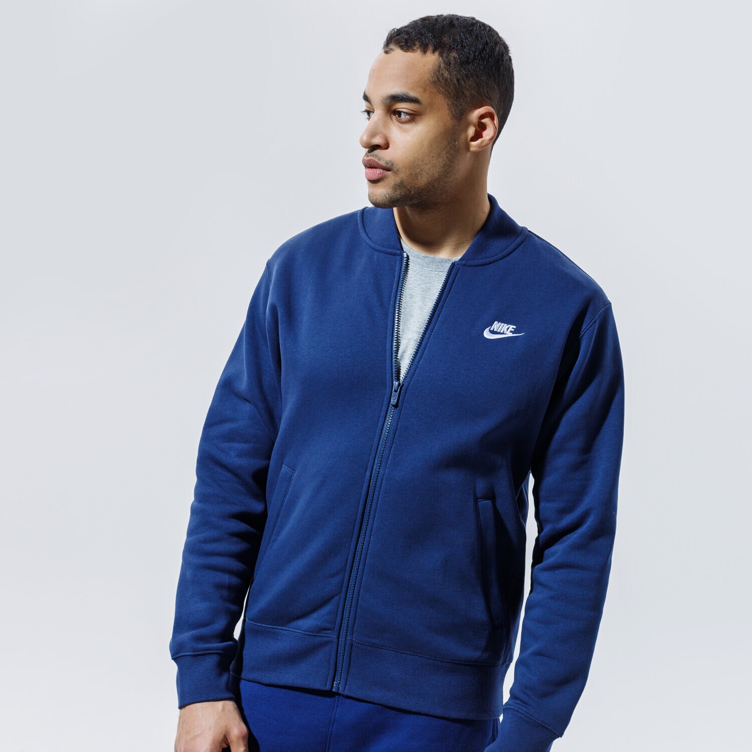Bărbați bluză NIKE BLUZĂ SPORTSWEAR CLUB FLEECE BV2686-411 Bleumarin