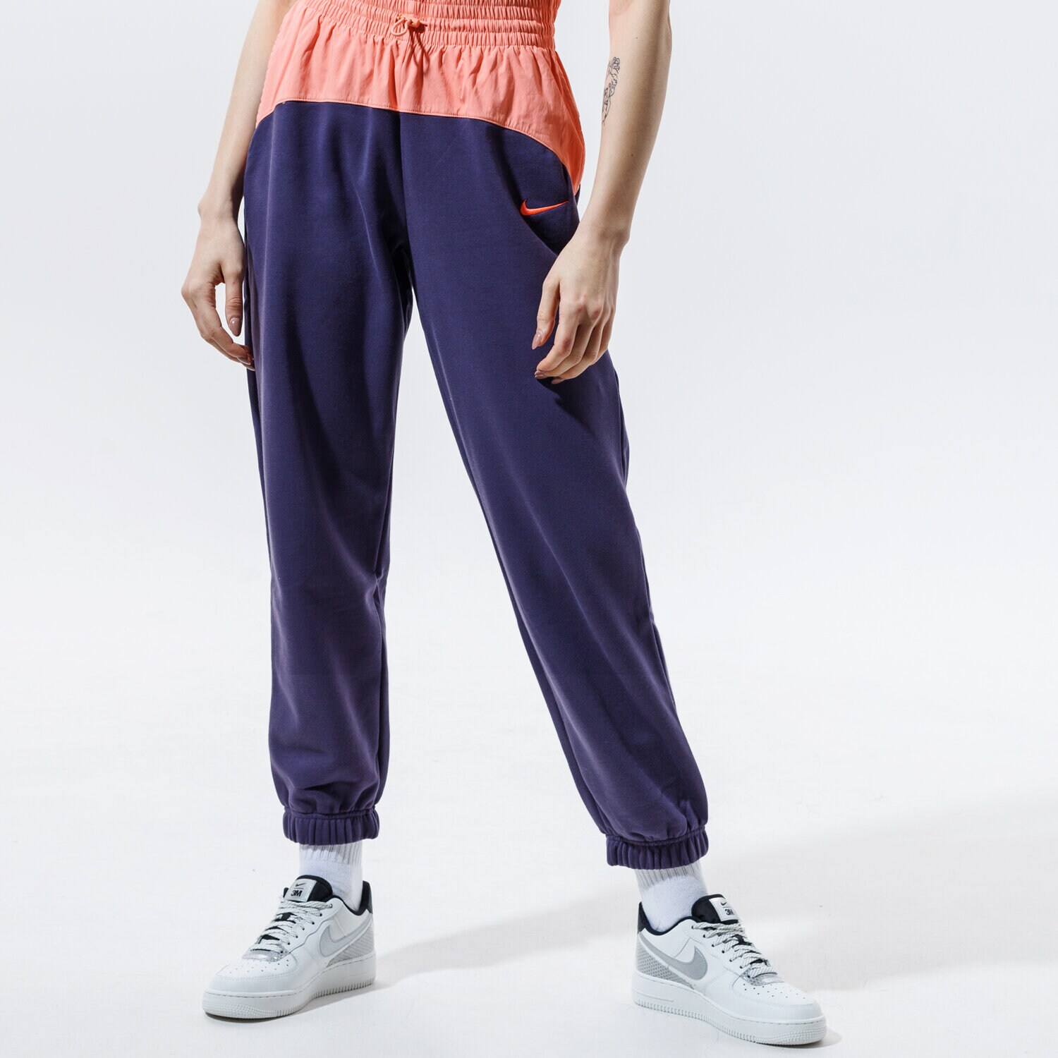 Femei pantaloni NIKE PANTALONI  SPORTSWEAR ICON CLASH CZ8172-573 Violet