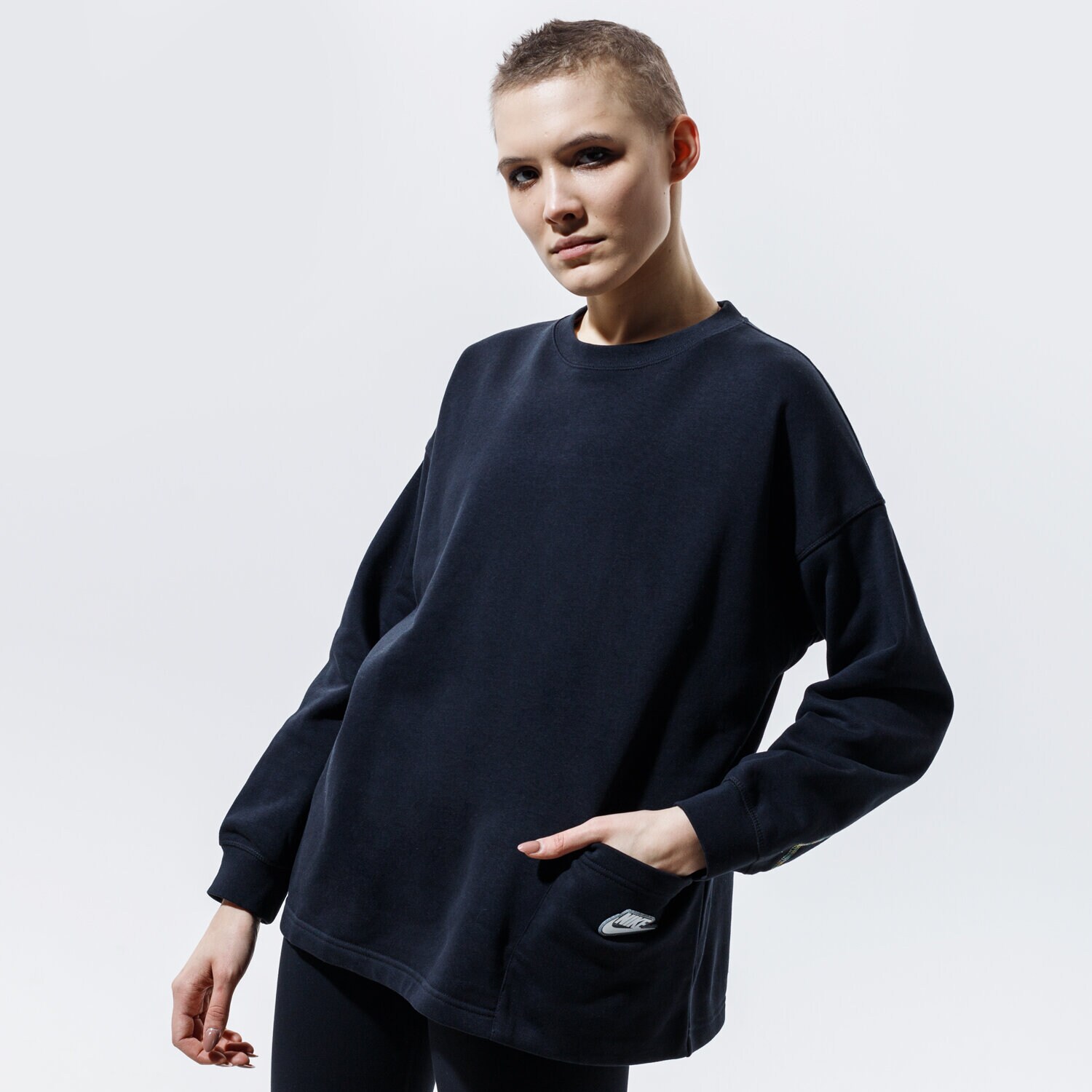 Femei bluză NIKE BLUZĂ SPORTSWEAR CZ9243-010 Negru