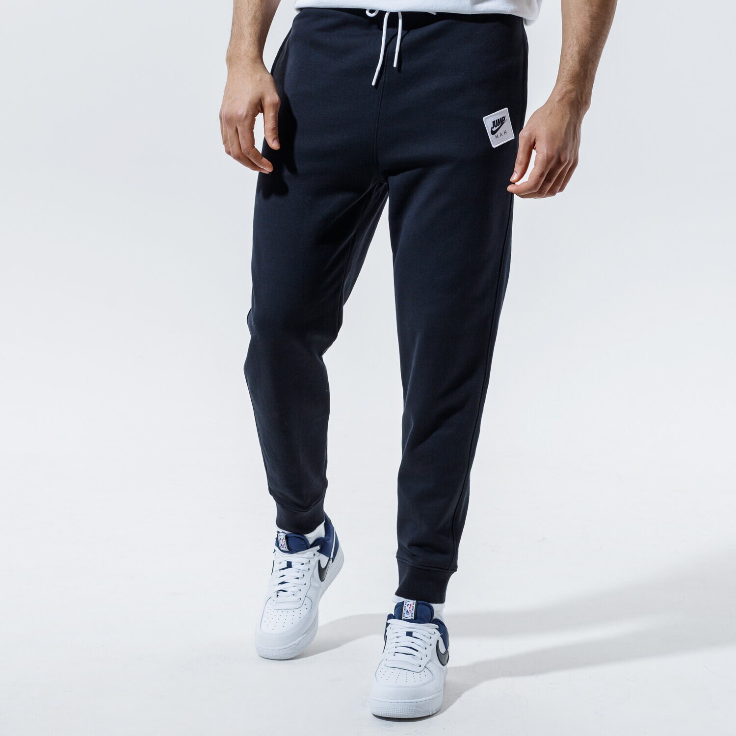 Bărbați pantaloni JORDAN PANTALONI JUMPMAN CLASSICS CV2249-010 Negru