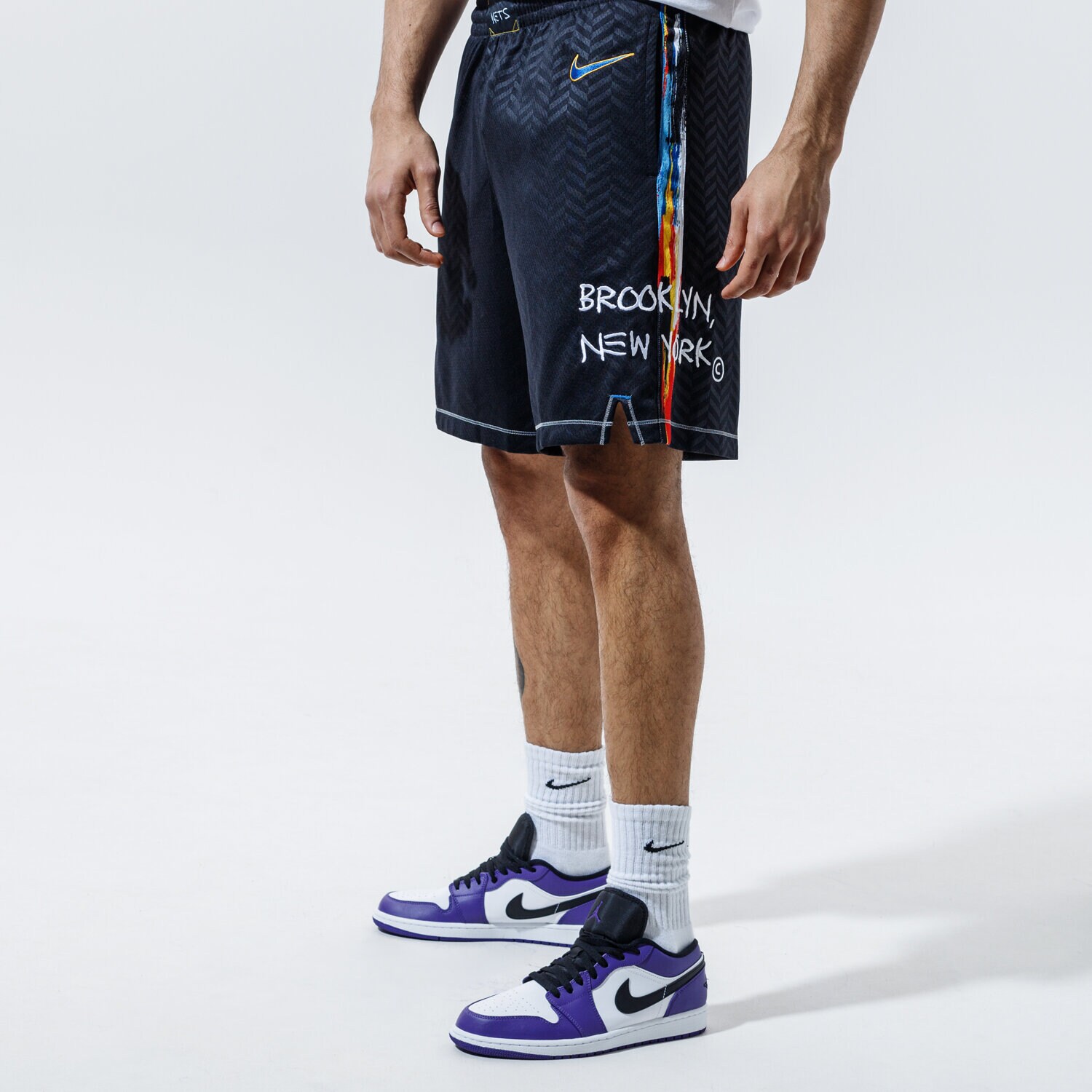Femei pantaloni scurți NIKE PANTALONI SCURȚI BROOKLYN NETS SWINGMAN CITY EDITION 20 CN1964-010 Negru