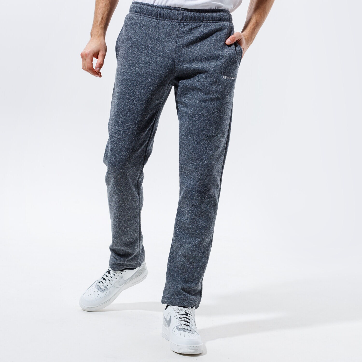 Bărbați pantaloni CHAMPION PANTALONI STRAIGHT HEM PANTS 214954EM516 Gri