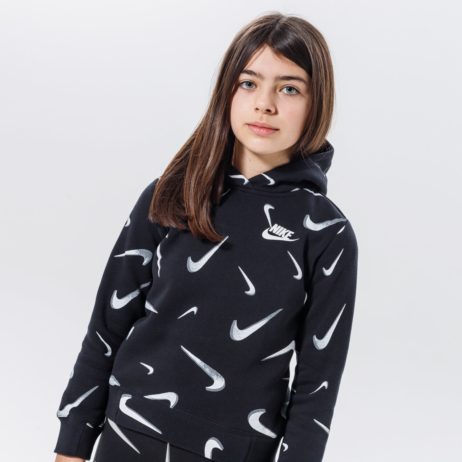 Copii bluză NIKE BLUZĂ CU GLUGĂ SPORTSWEAR GIRL DC3429-010 Negru