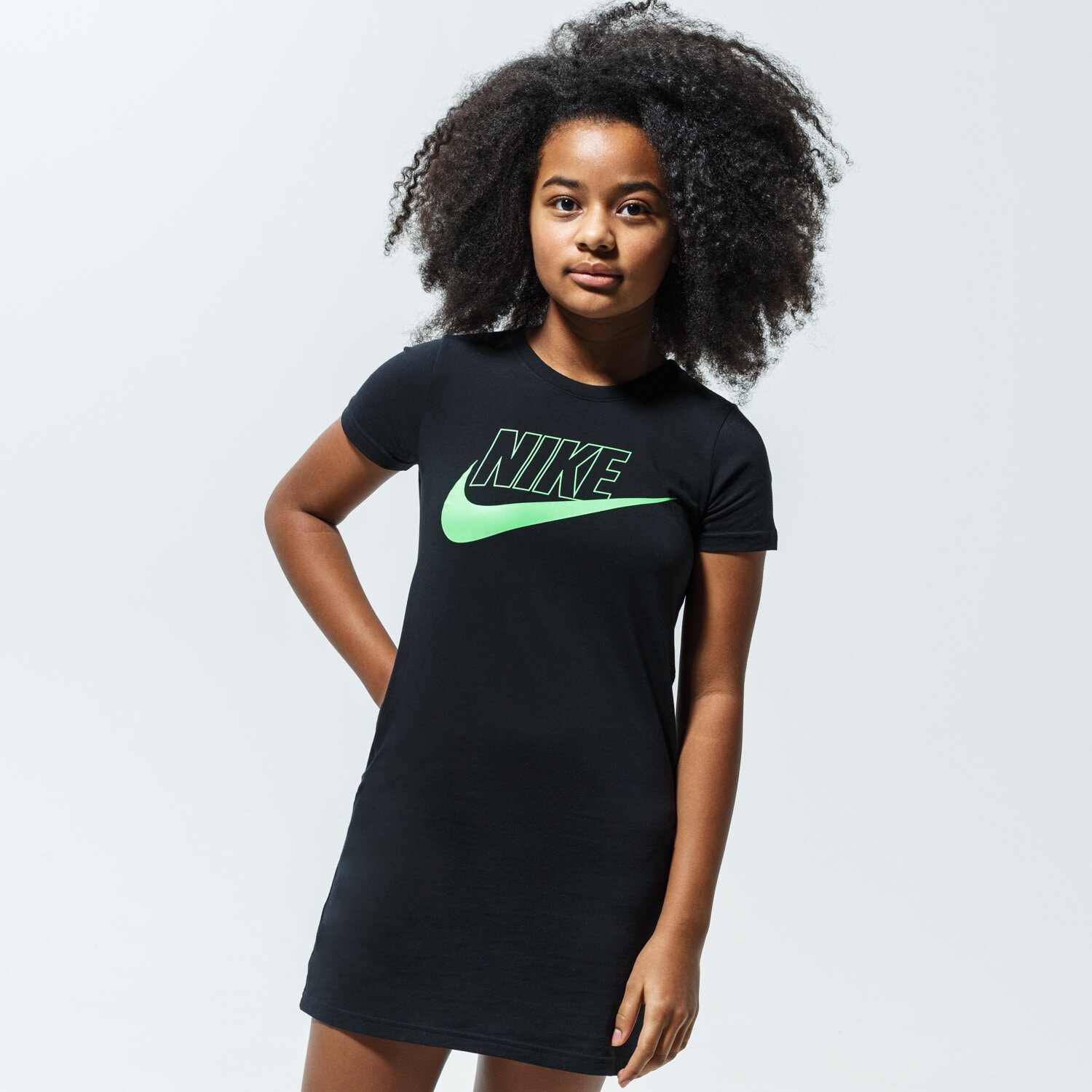 Pantaloni scurți și rochii pentru copii NIKE ROCHIE SPORTSWEAR GIRL CU8375-011 Negru