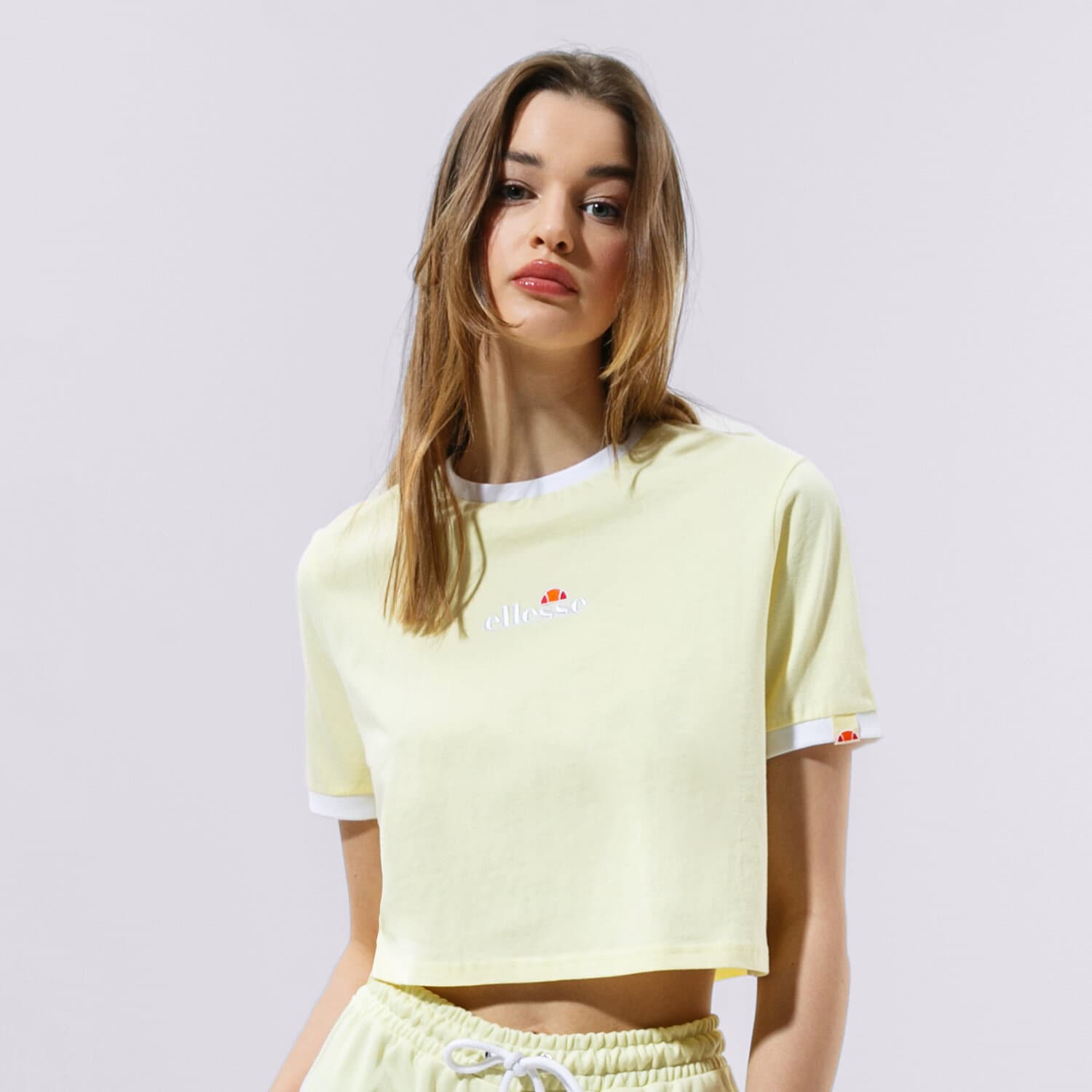 Femei tricou ELLESSE TRICOU DERLA CROP TRICOU LYELLOW SGJ11884603 Galben