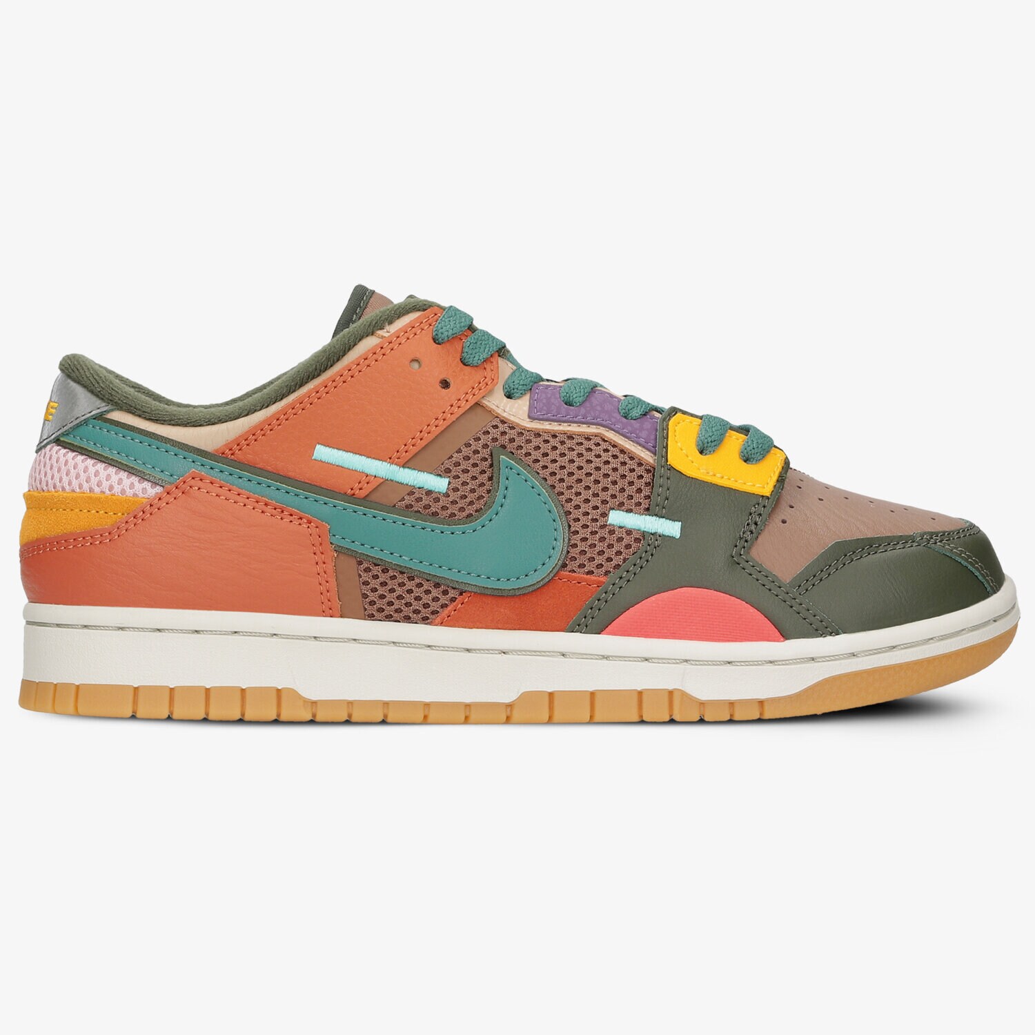 Barbați pantofi sport NIKE DUNK SCRAP DB0500-200 Maro