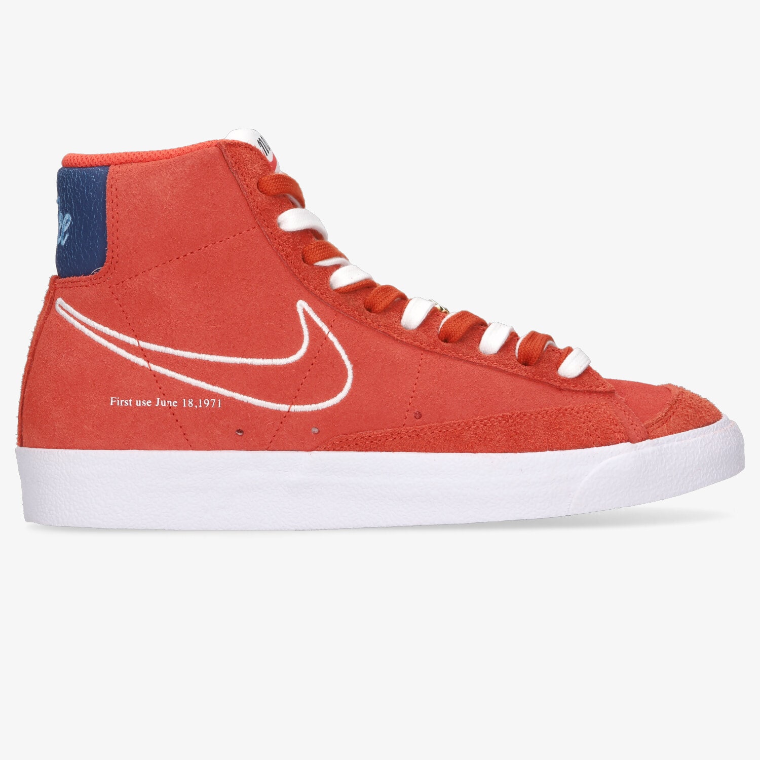 Barbați pantofi sport NIKE BLAZER MID '77 DC3433-800 Maro
