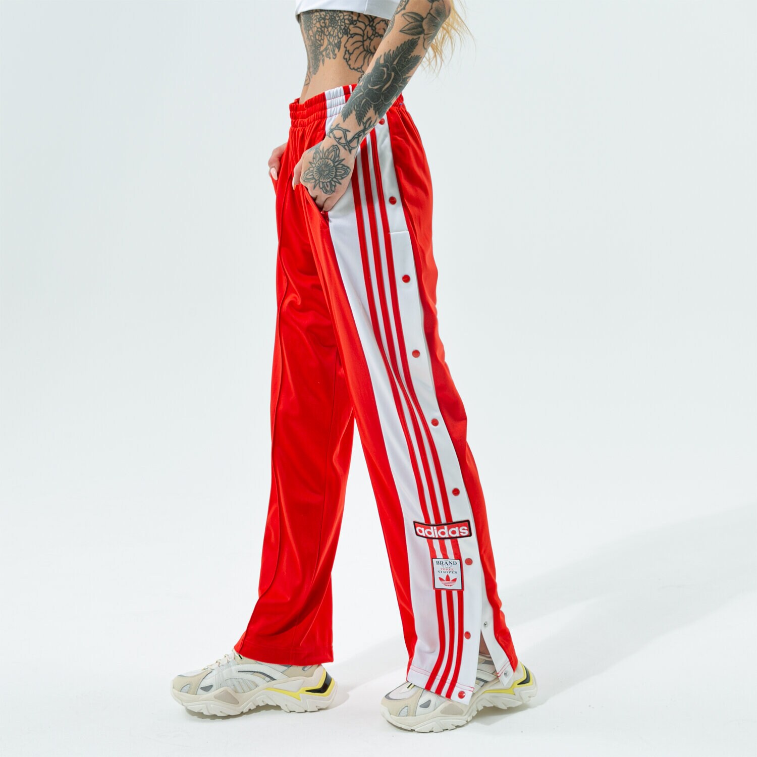 Femei pantaloni ADIDAS PANTALONI  ADIBREAK TP H34672 Roșu