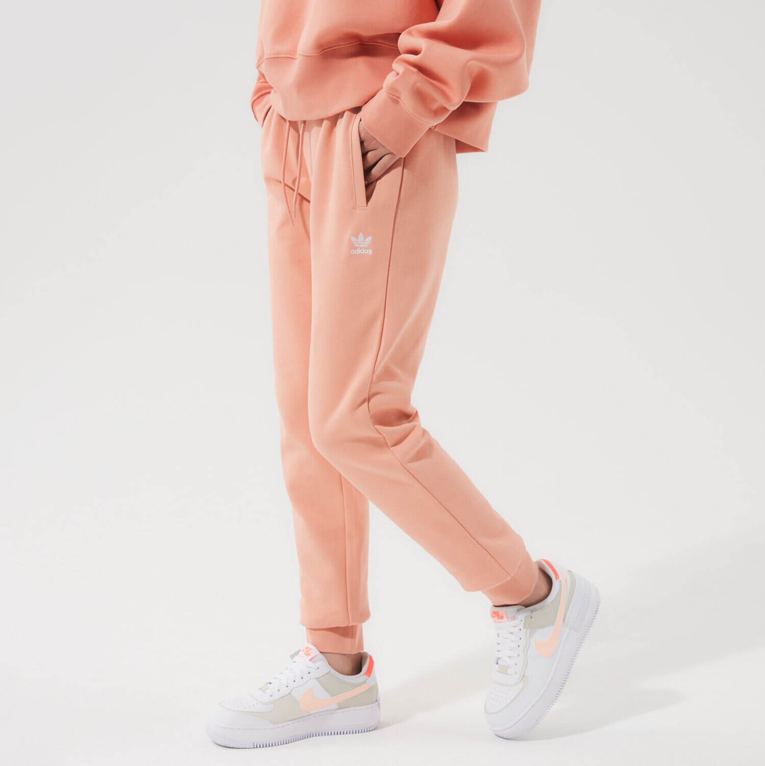 Femei pantaloni ADIDAS PANTALONI  TRACK PANT H37874 Roz