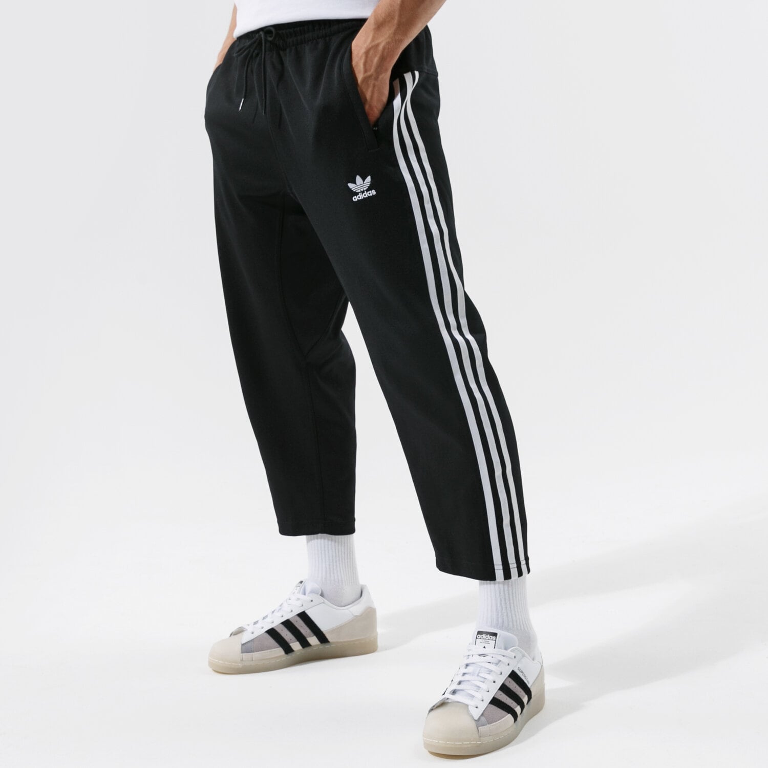 Bărbați pantaloni ADIDAS PANTALONI  3-STRIPES 7/8 P H09121 Negru