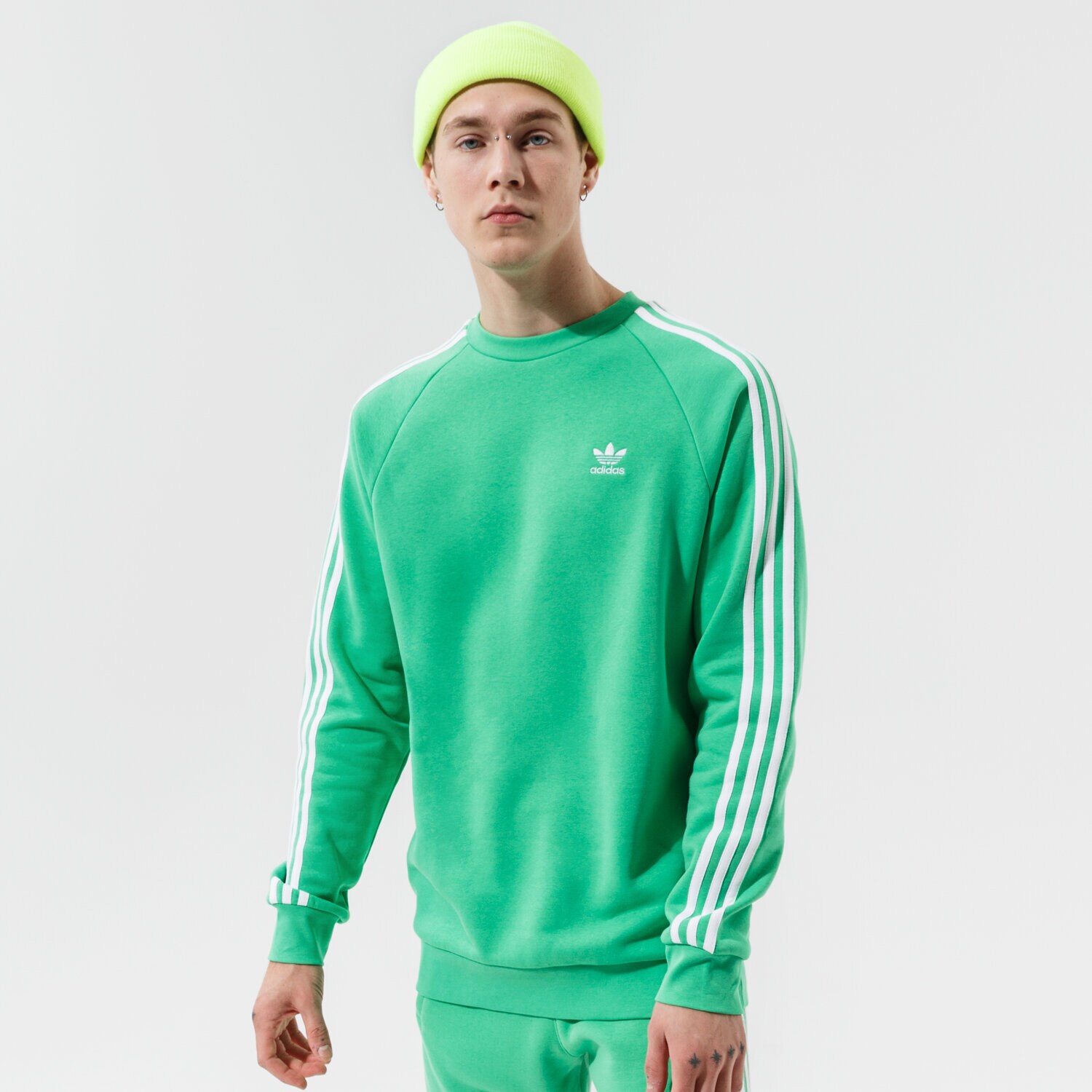 Bărbați bluză ADIDAS BLUZĂ 3-STRIPES CREW H06670 Verde