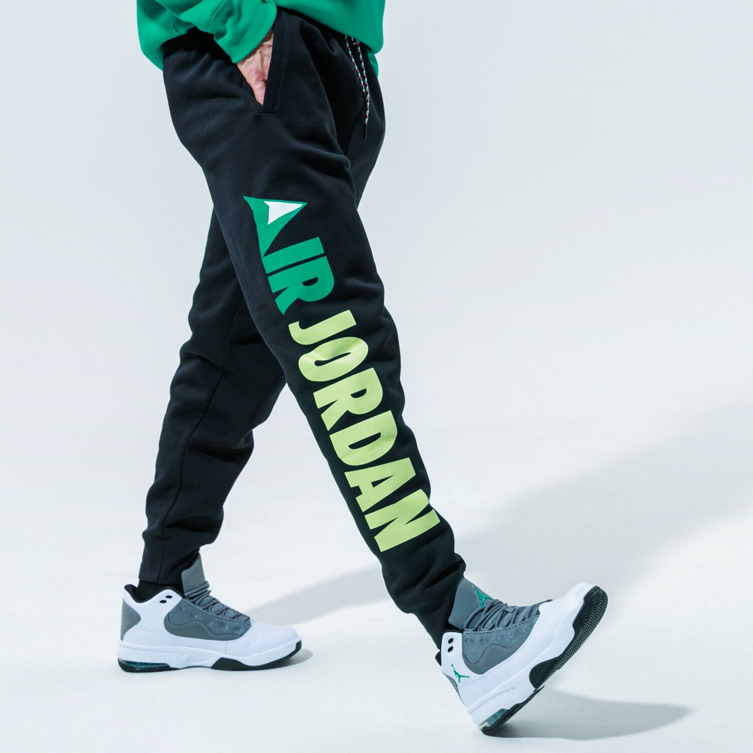 Bărbați pantaloni JORDAN PANTALONI MOUNTAINSIDE CT3495-010 Negru