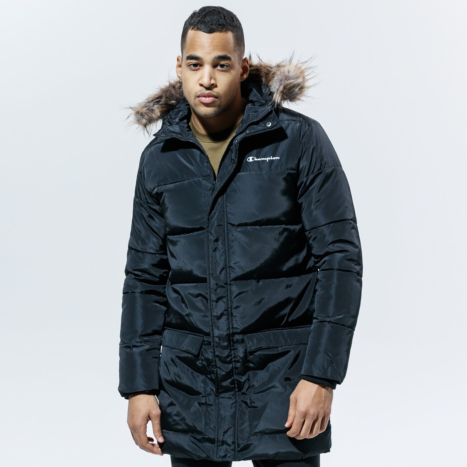 Bărbați eacă de iarnă CHAMPION JACHETĂ DE IARNĂ PARKA JACKET MM 216391KK001 Negru