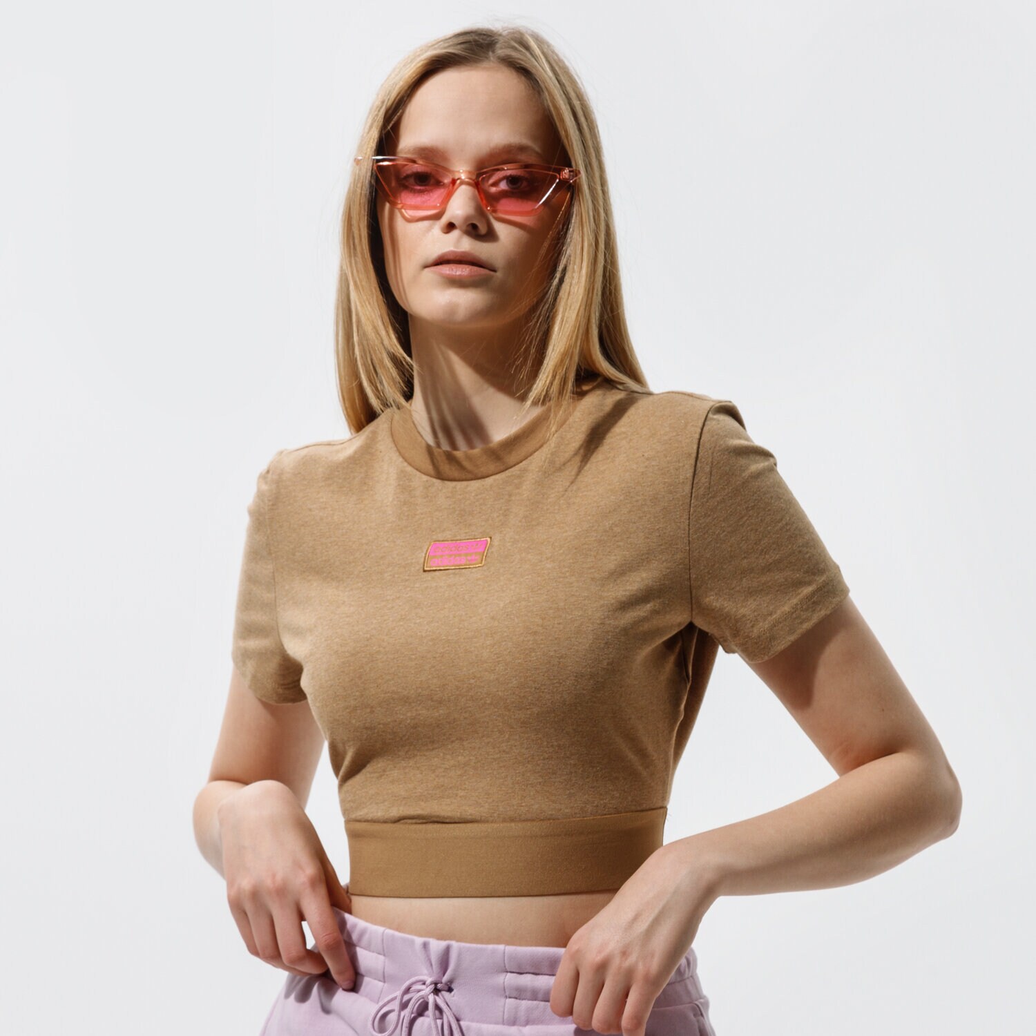 Femei tricou ADIDAS TRICOU CROPPED TEE GN4327 Maro