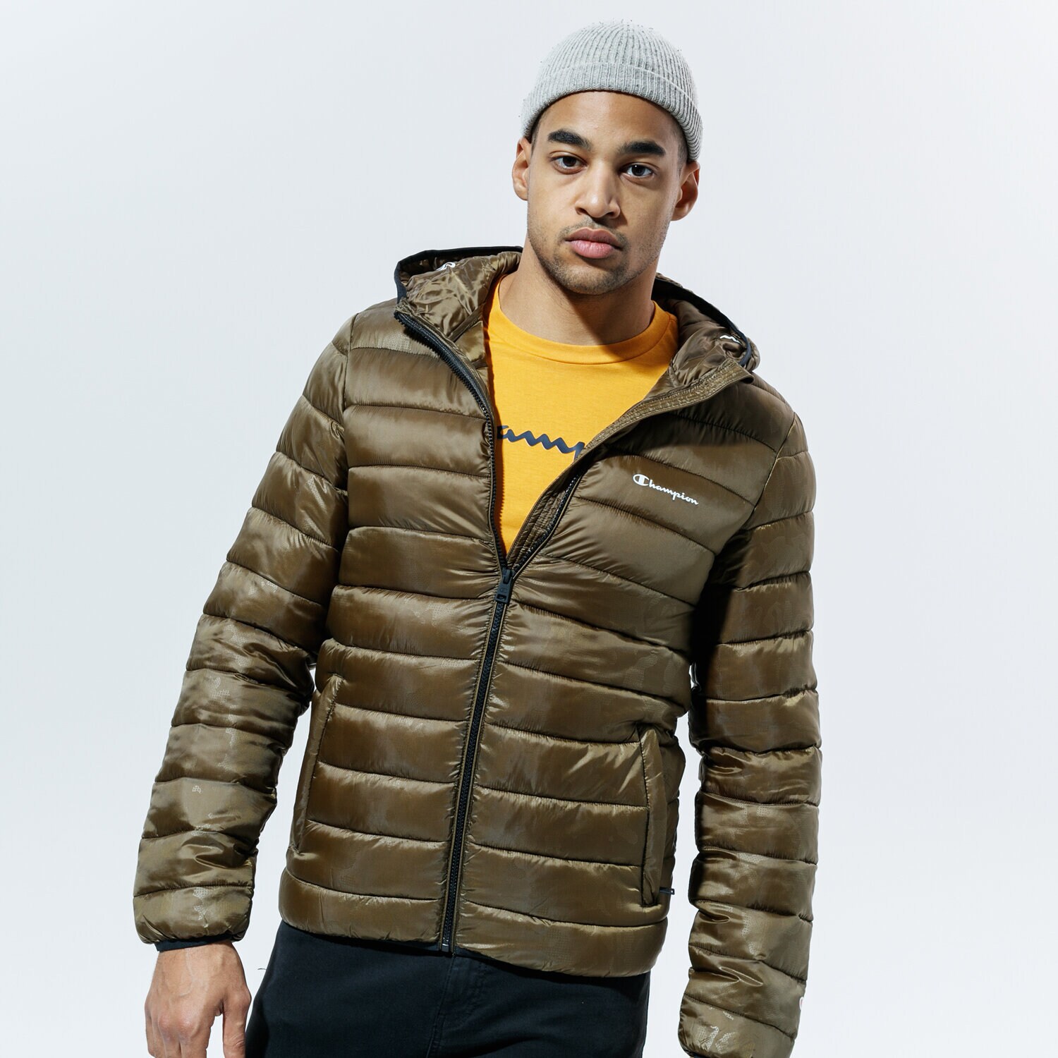 Bărbați eacă de iarnă CHAMPION JACHETĂ DE IARNĂ HOODED JACKET 214869ML501 Kaki