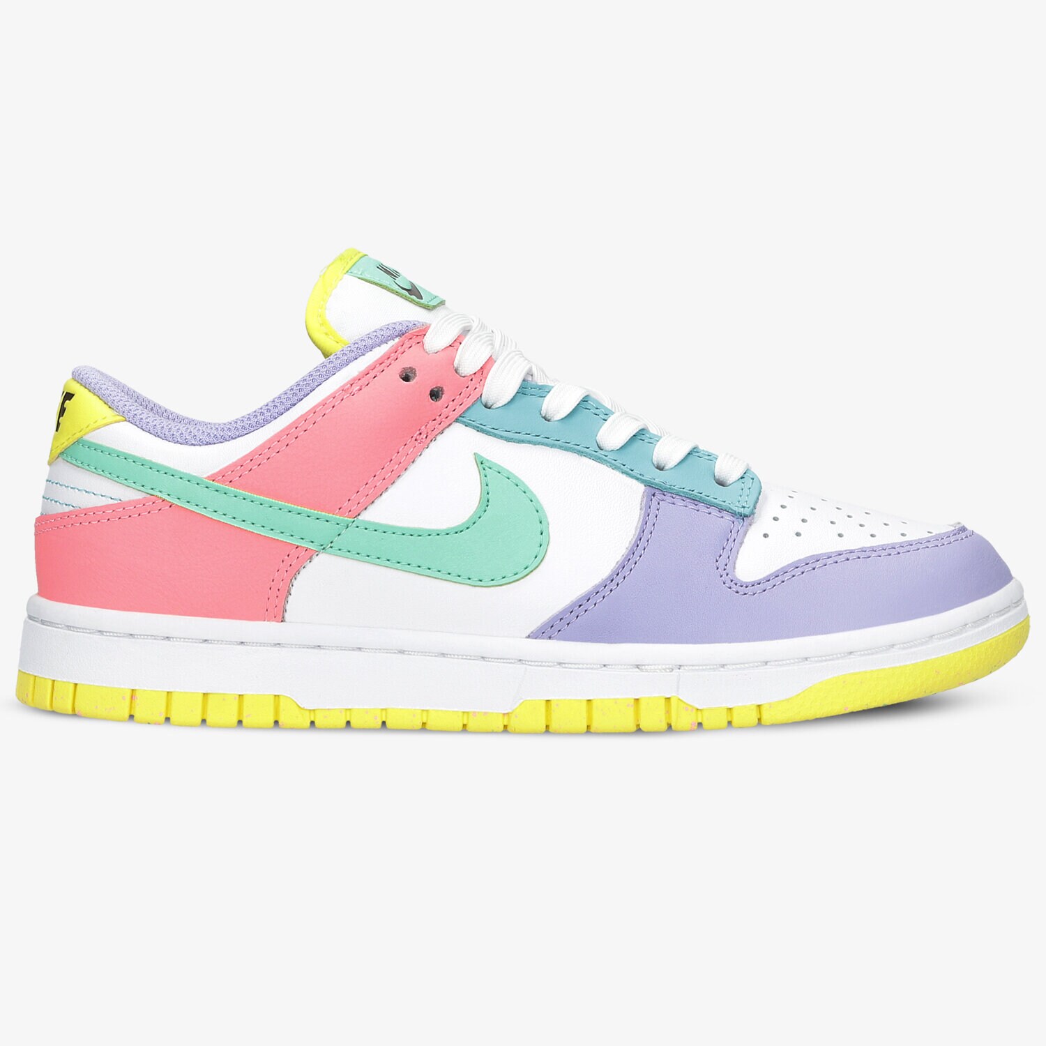 Femei pantofi sport NIKE W DUNK LOW SE DD1872-100 Mulicolor