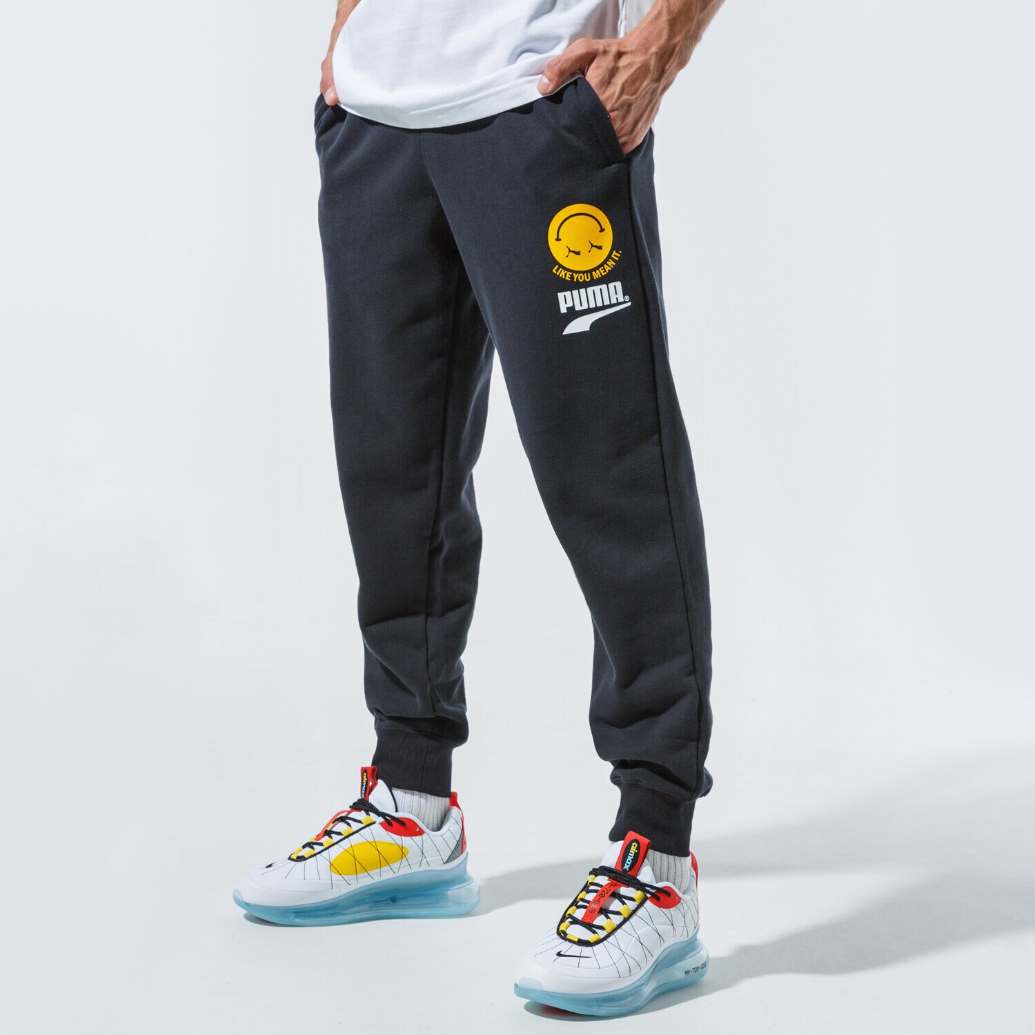 Bărbați pantaloni PUMA PANTALONI  PUMA CLUB PANTS 59879401 Negru