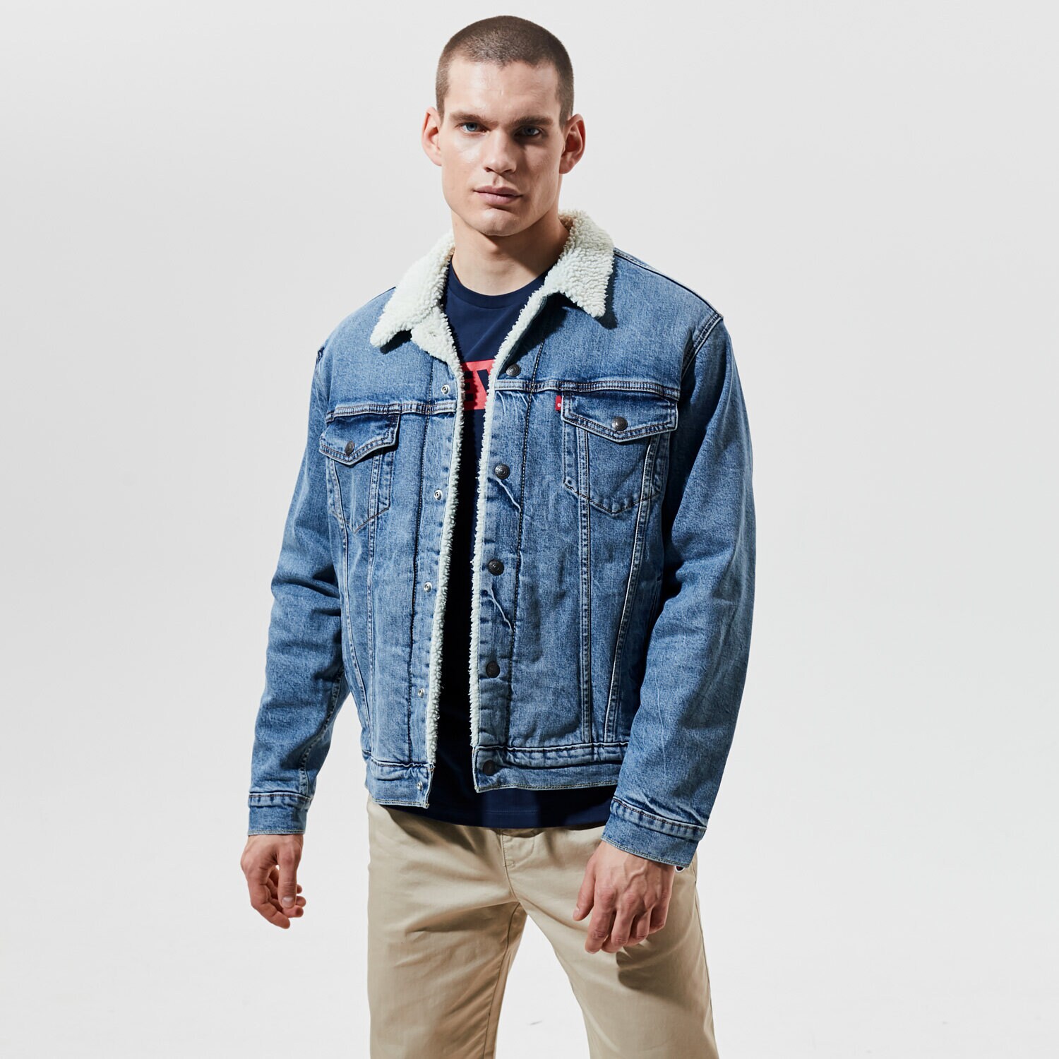 Bărbați eacă de iarnă LEVI'S JACHETĂ TYPE 3 SHERPA TRUCKER 16365-0138 Albastru
