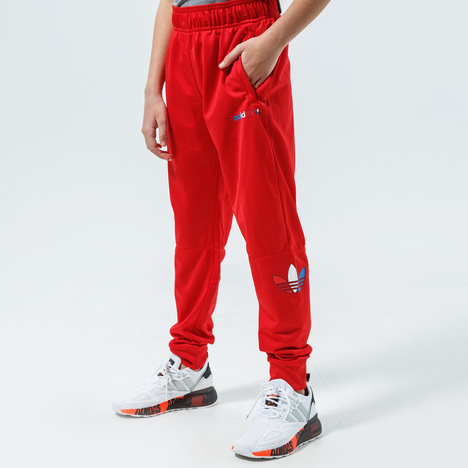 Pantaloni pentru copii ADIDAS PANTALONI TRACKPANT MM GN7445 Roșu