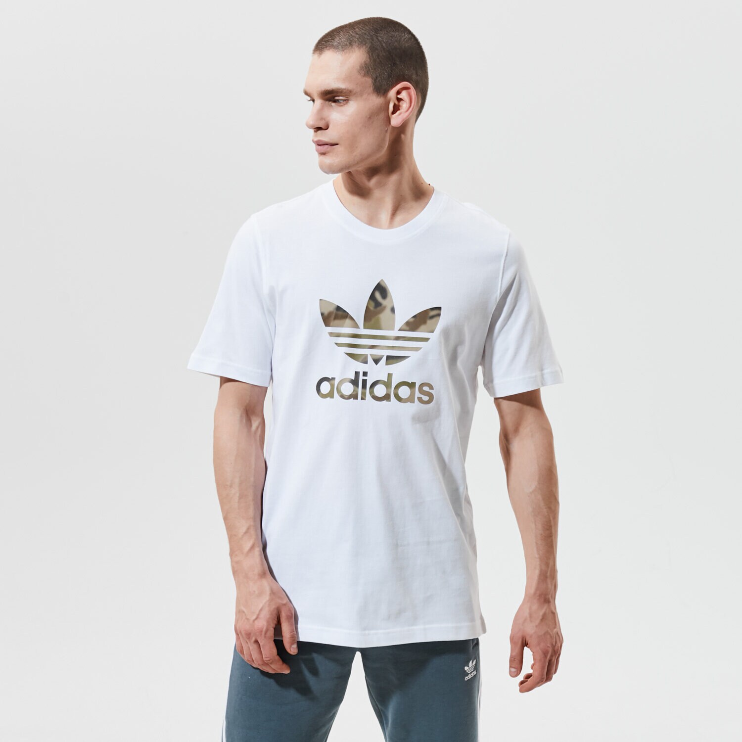 Bărbați tricou ADIDAS TRICOU CAMO INFILL TEE GN1855 Alb