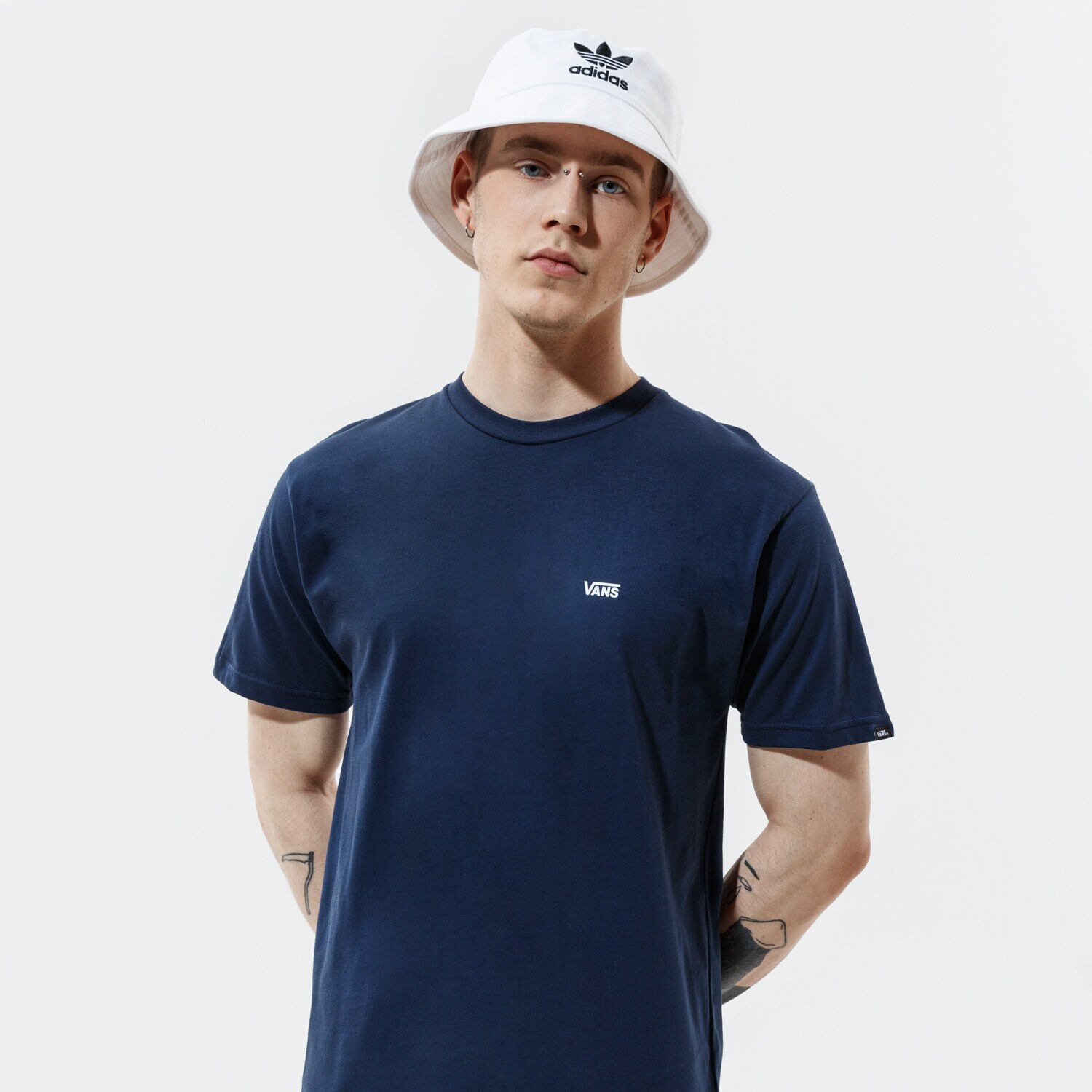 Bărbați tricou VANS TRICOU MN LEFT CHEST LOGO TEE TRENINGS BLUES/WHITE VN0A3CZE5S21 Bleumarin