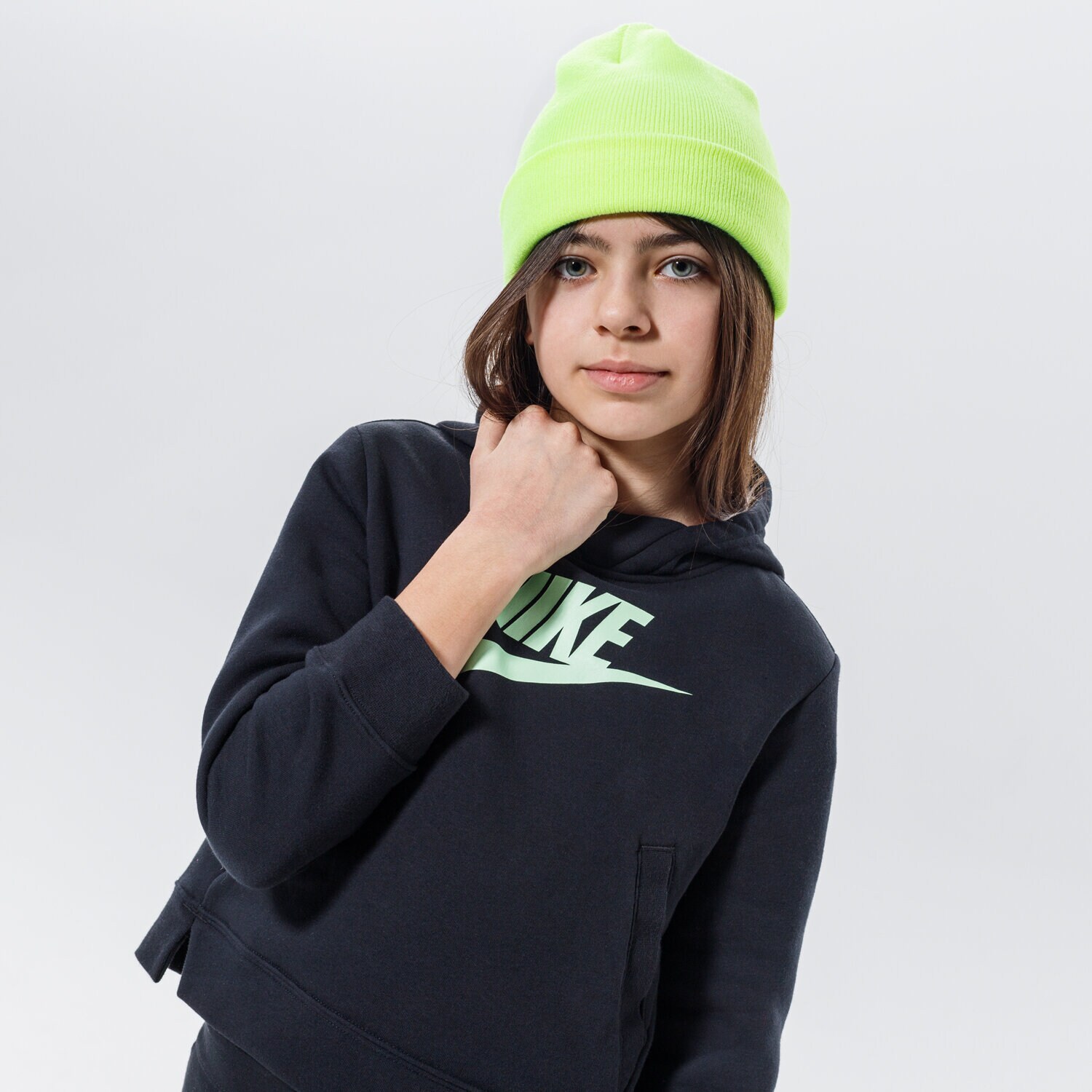 Copii bluză NIKE BLUZĂ CU GLUGĂ SPORTSWEAR GIRL DA5157-014 Negru