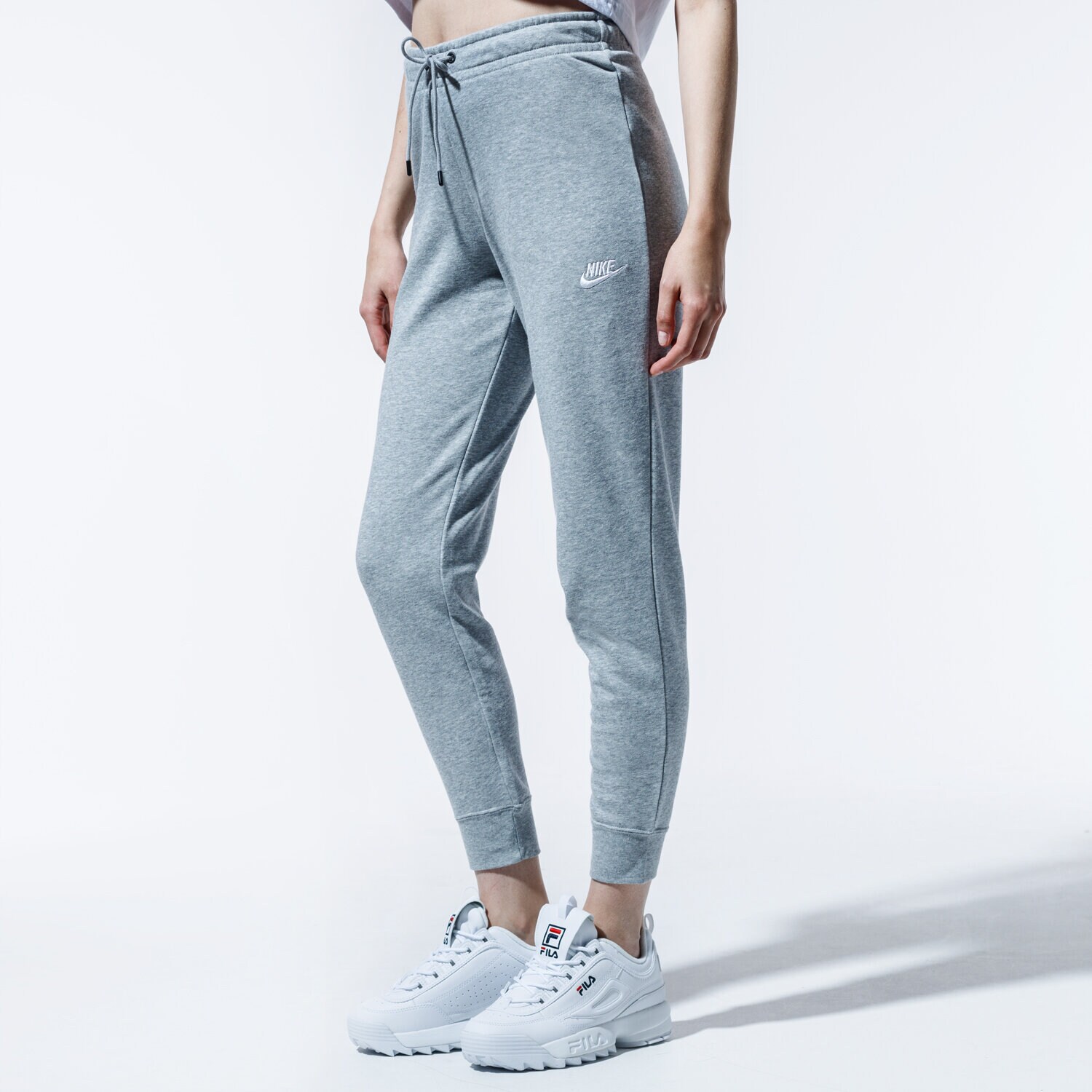 Femei pantaloni NIKE PANTALONI SPORTSWEAR ESSENTIAL BV4099-063 Gri
