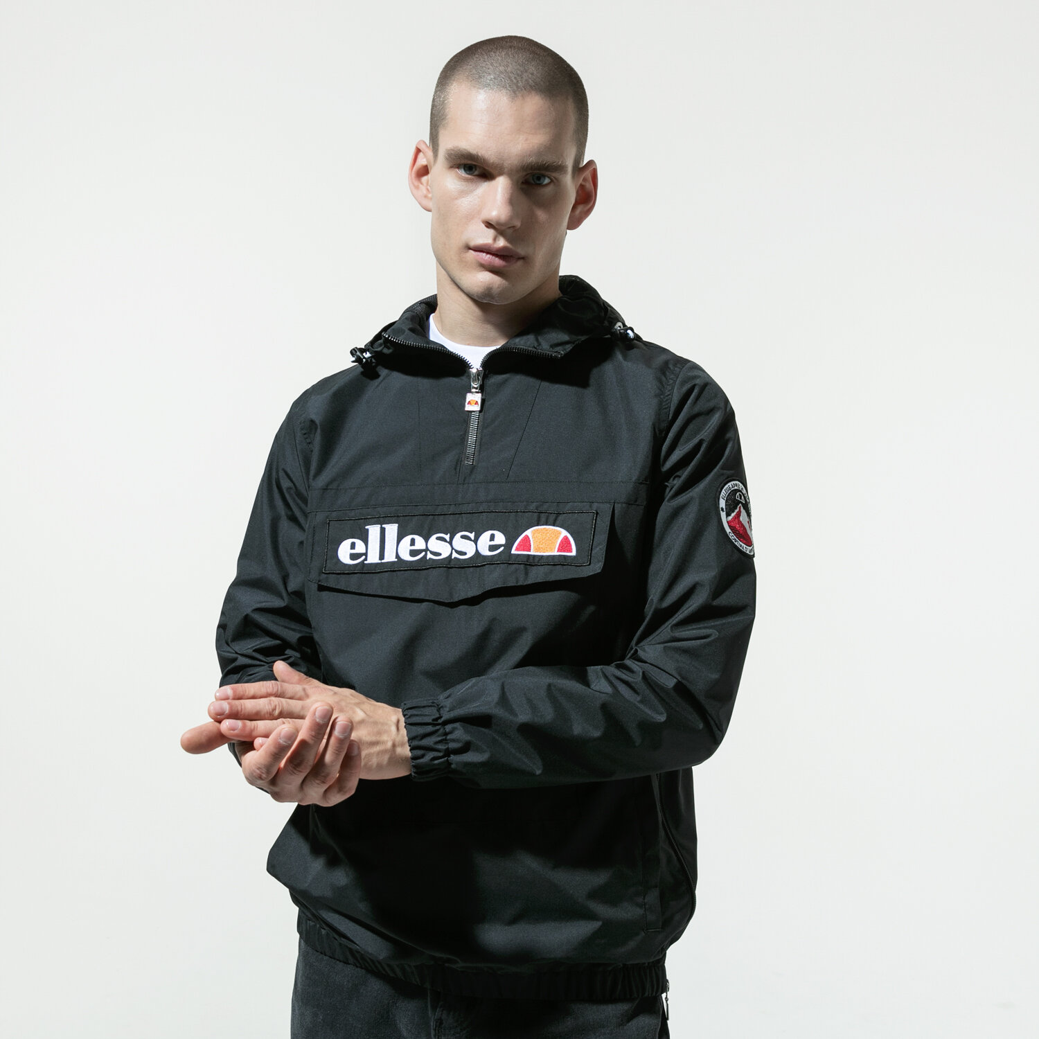 Bărbați jachetă ELLESSE JACHETĂ MONT 2 BLK SHS06040001 Negru