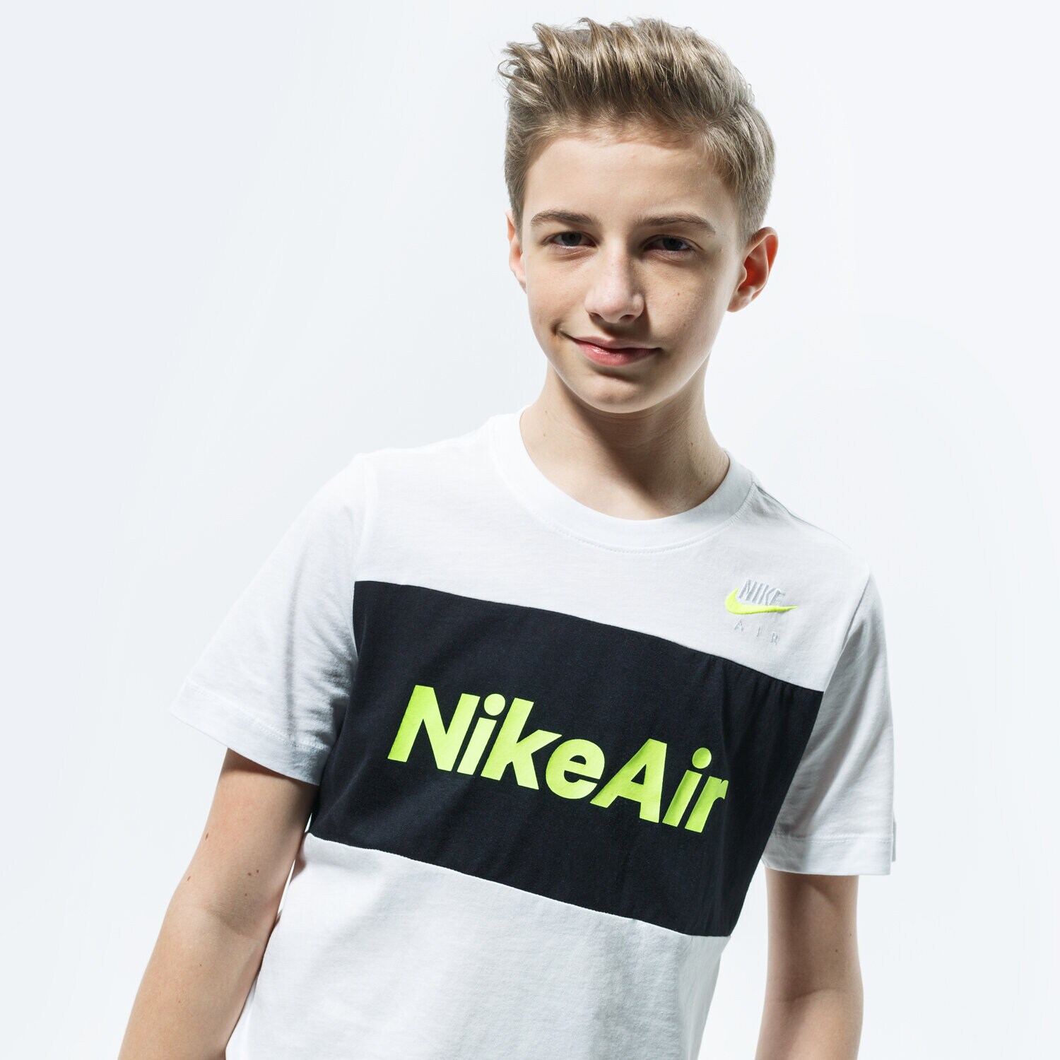 Copii tricou NIKE TRICOU B NSW AIR TEE SS CV2211-100 Alb
