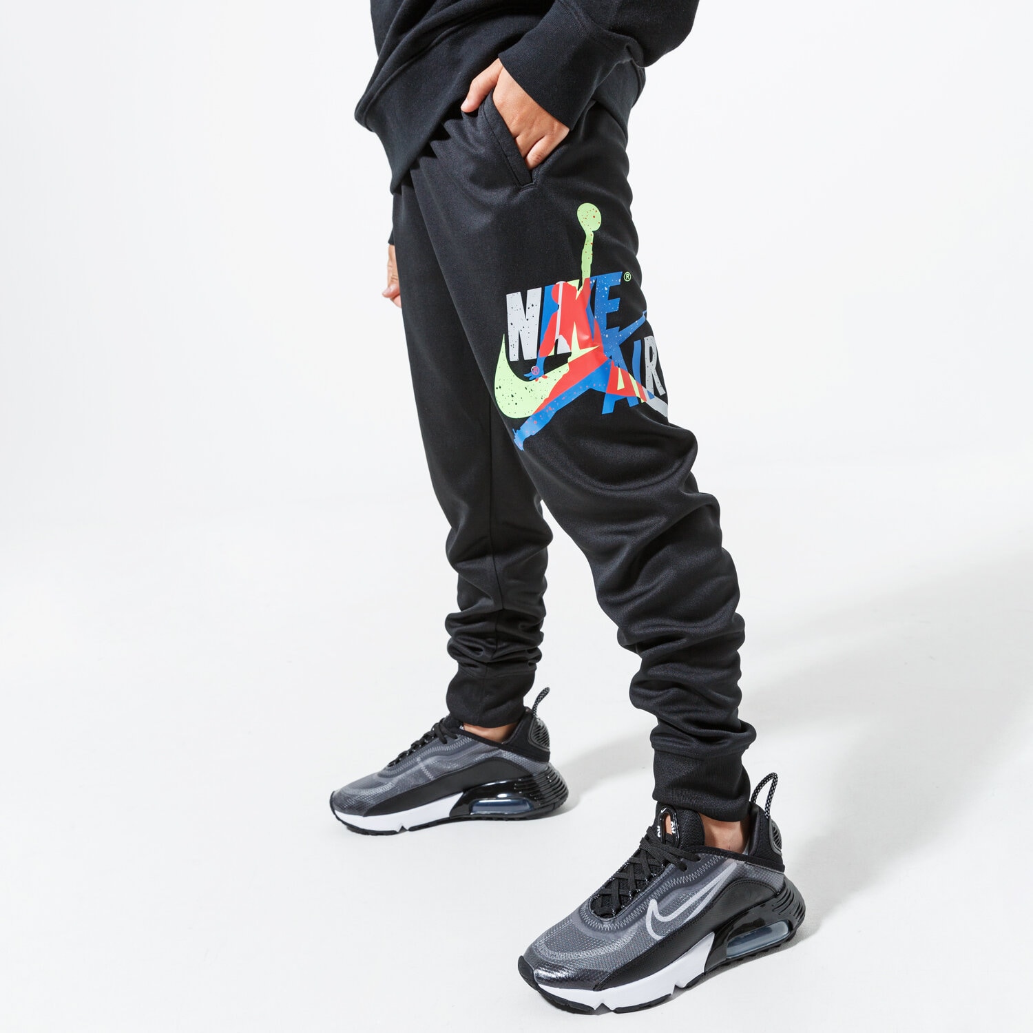 Pantaloni pentru copii JORDAN PANTALONI  JDB JUMPMAN CLASSICS SUIT PANT 957171-023-EH Negru