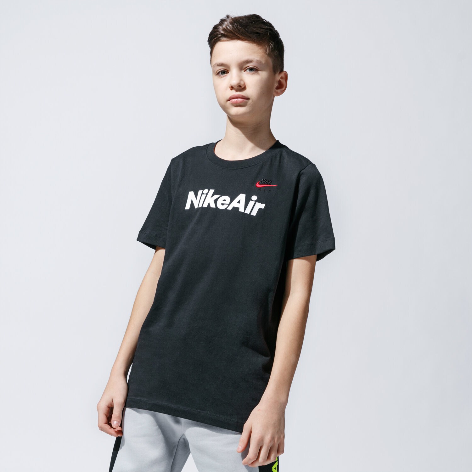 Copii tricou NIKE TRICOU B NSW TEE AIR C&S CU6607-011 Negru