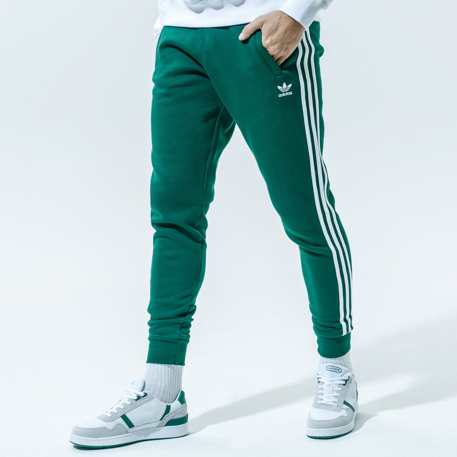 Bărbați pantaloni ADIDAS PANTALONI  3-STRIPES PANT GD9956 Verde
